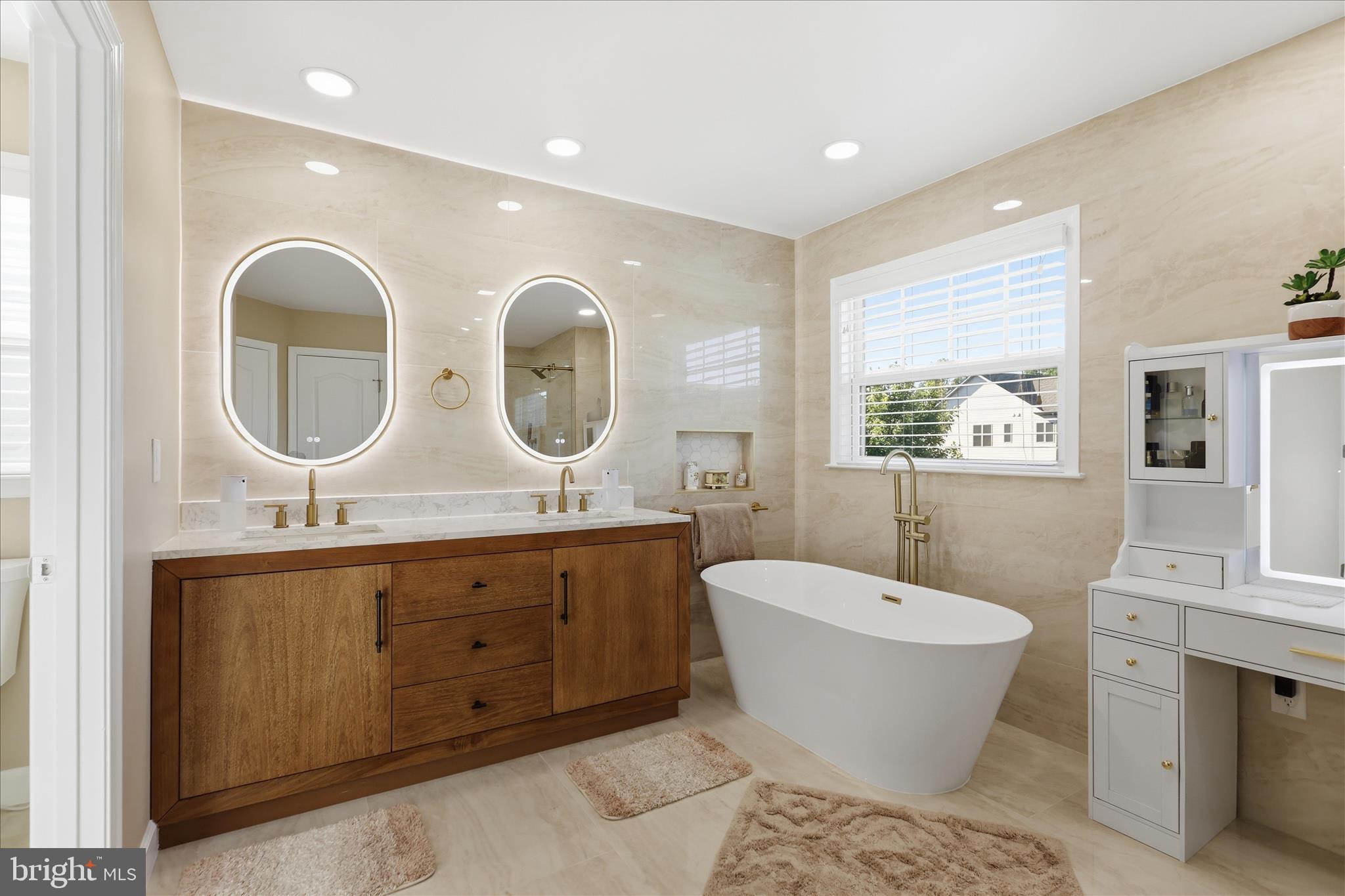 BRAMBLETON - Residential
