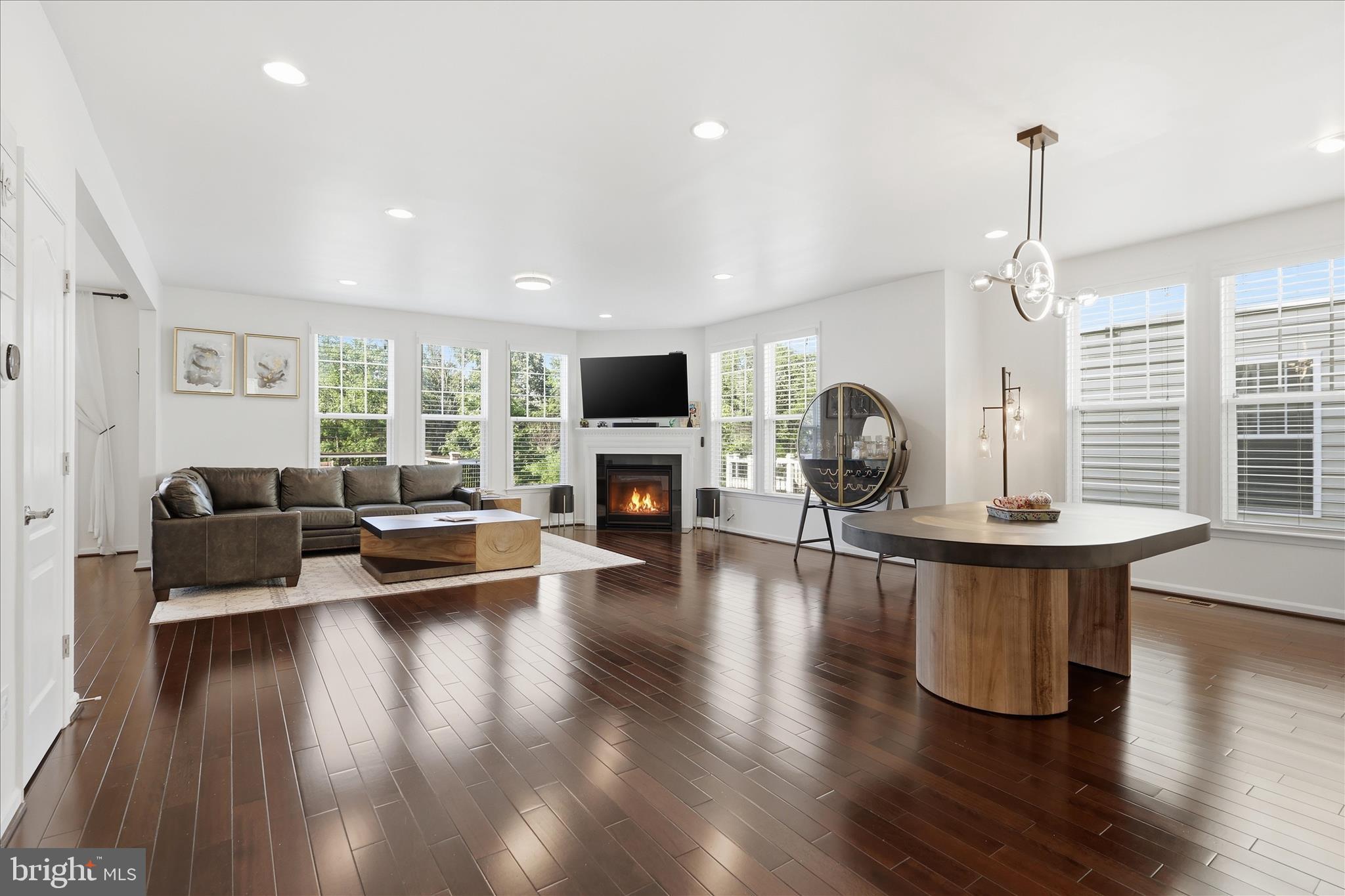 BRAMBLETON - Residential