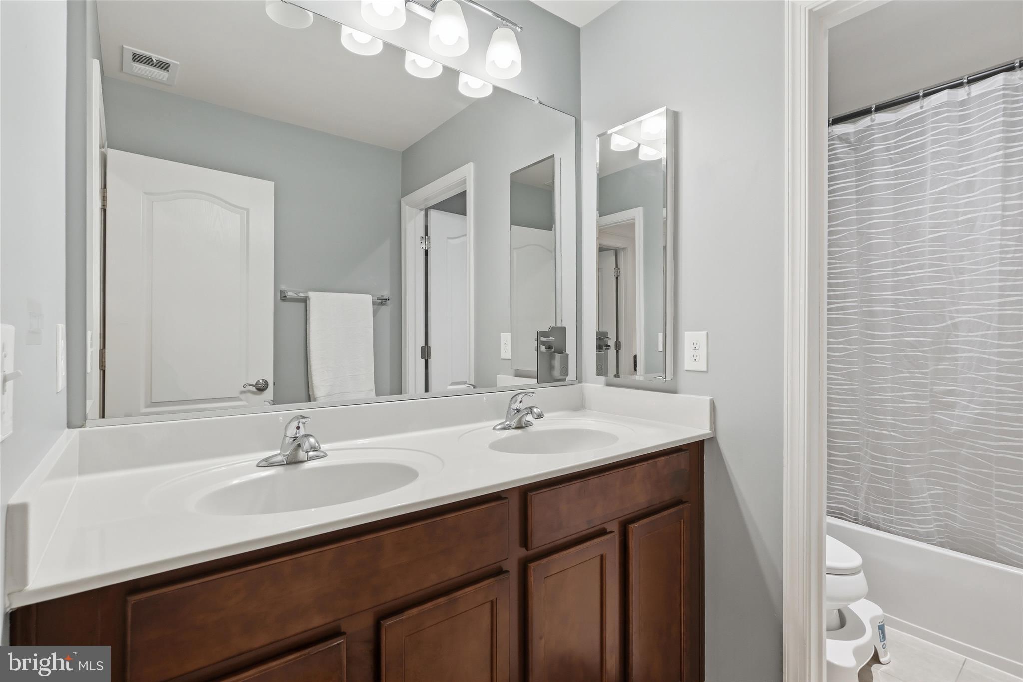 BRAMBLETON - Residential