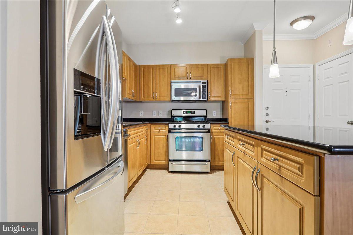 BRYSON AT WOODLAND PARK - Residential