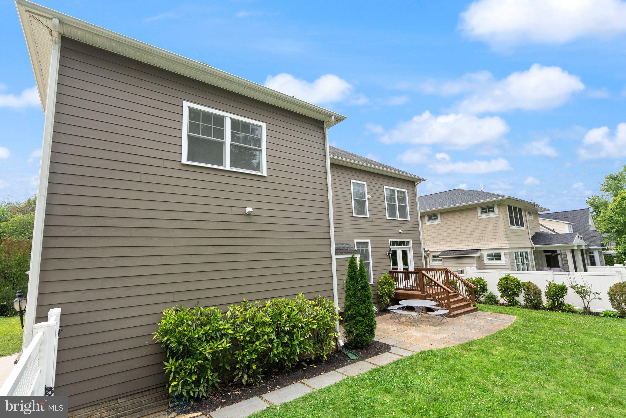 BRADMOOR - Residential