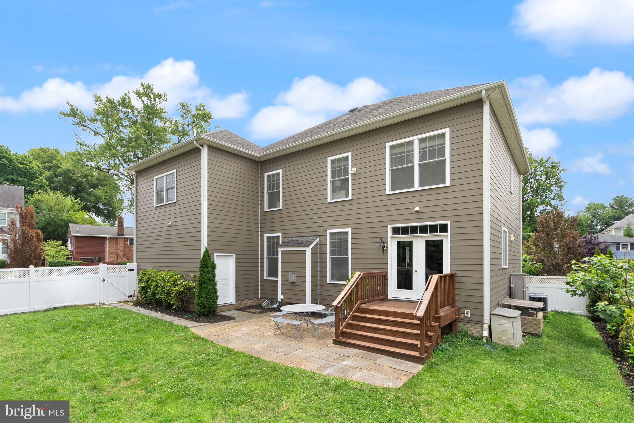 BRADMOOR - Residential