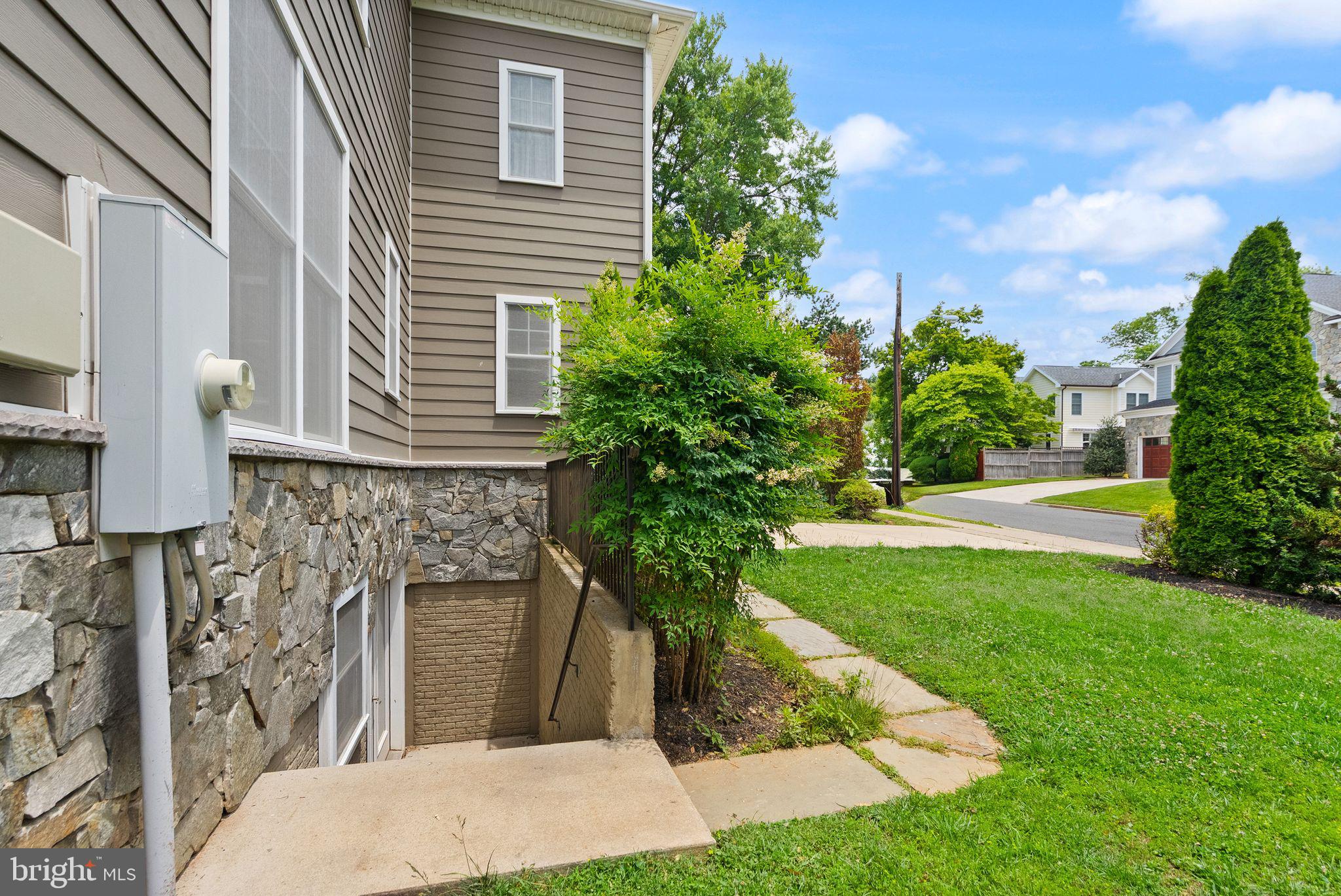 BRADMOOR - Residential