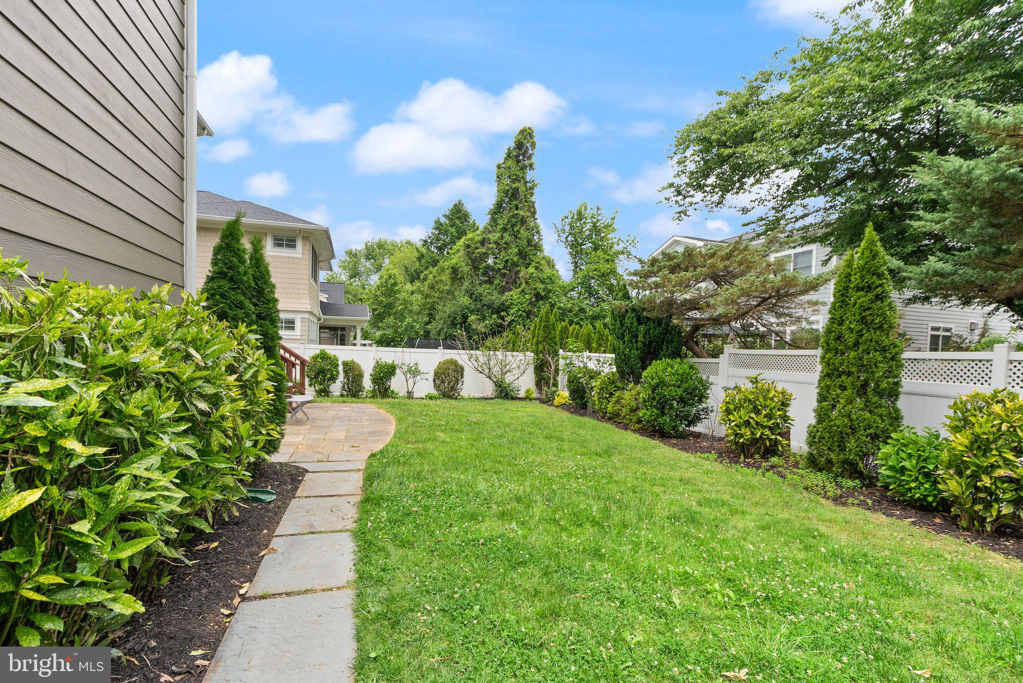 BRADMOOR - Residential