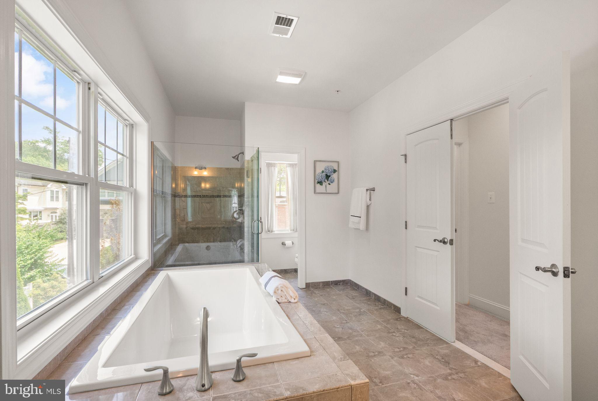 BRADMOOR - Residential