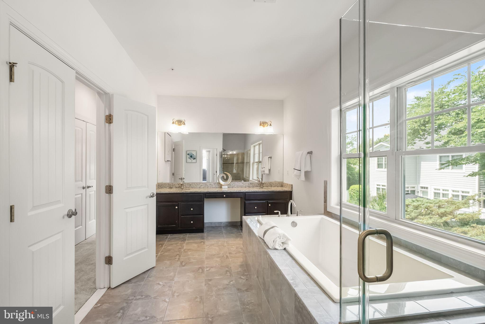 BRADMOOR - Residential