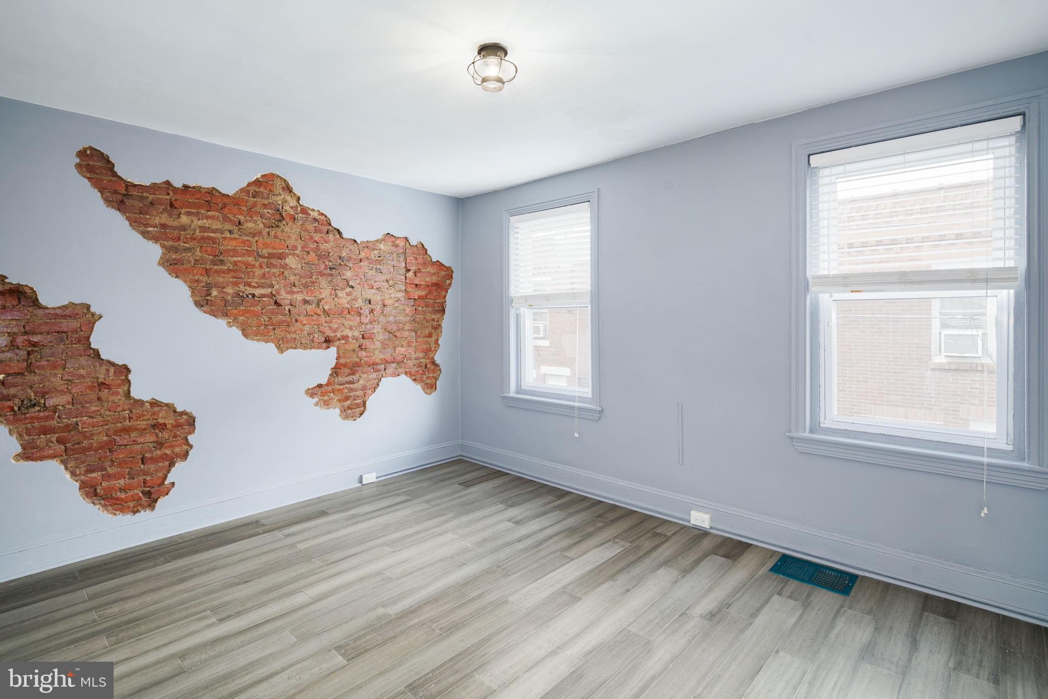 PORT RICHMOND - Residential