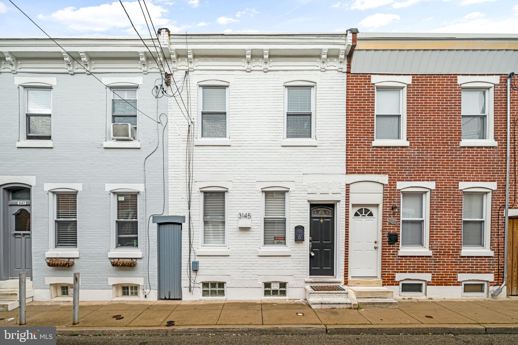 Charming two bed one bath traditional Philadelphia row-home right off the Delaware River. 
Original exposed brick in the living room and master bedroom make for a true city experience. 
Fully renovated kitchen and bathroom with updated appliances and split unit AC for those summer months. 
Private backyard with a garden large enough to enjoy a springtime coffee or dinner.

This home is two blocks away from Reanimator Coffee, local artisan shops, thrift stores, and restaurant/bars. 
Enjoy the weekly Sunday Richmond Street flea market during the summers, and the soon-to-be revitalized Richmond Trolley straight into Northern Liberties and Fishtown.
