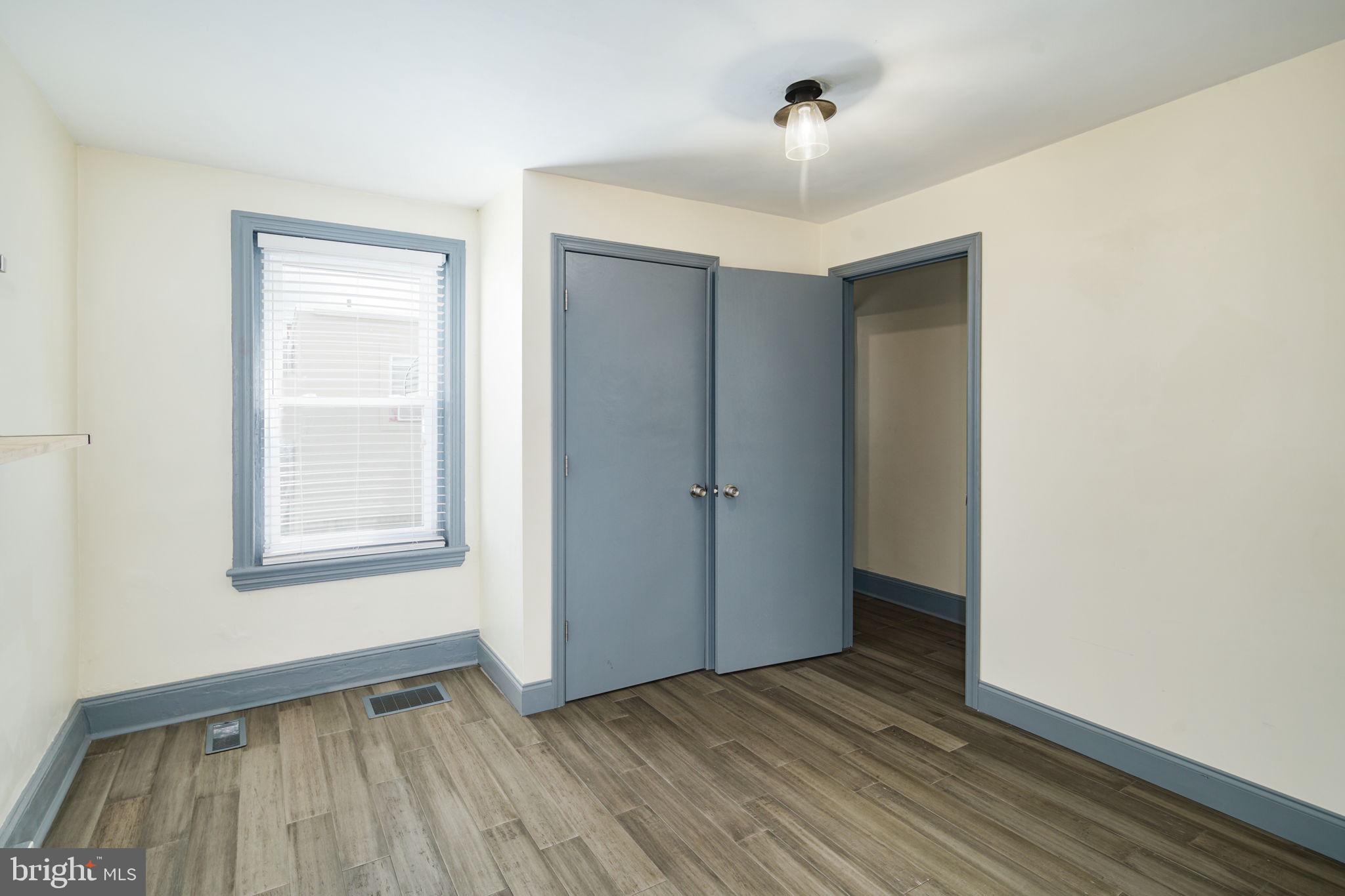 PORT RICHMOND - Residential