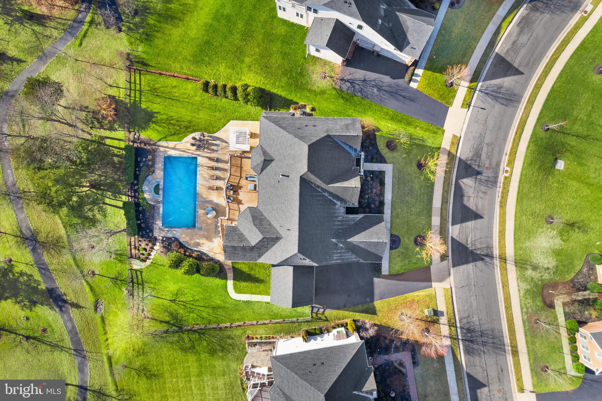 MEADOWS 2 - Residential