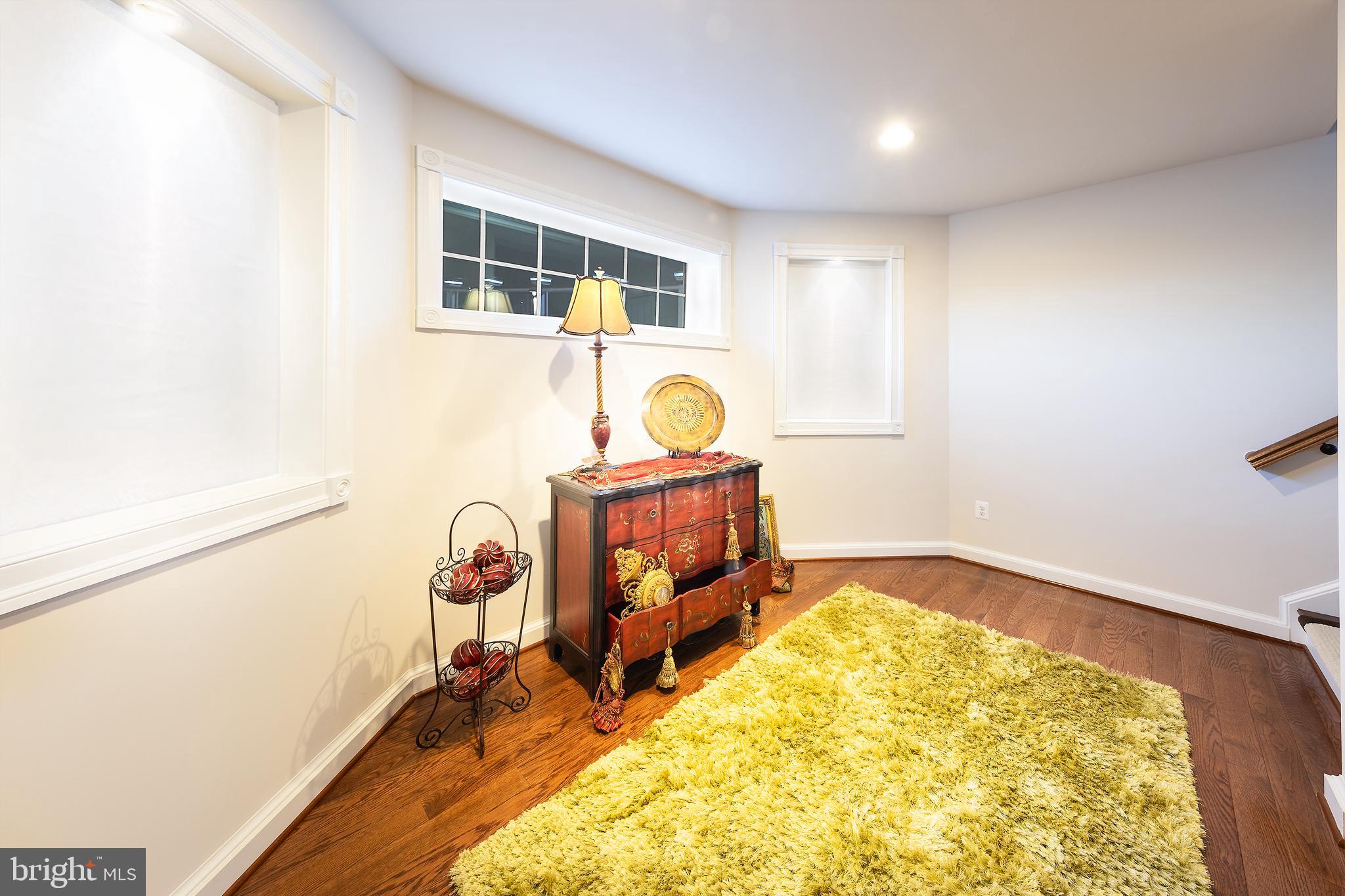 MEADOWS 2 - Residential