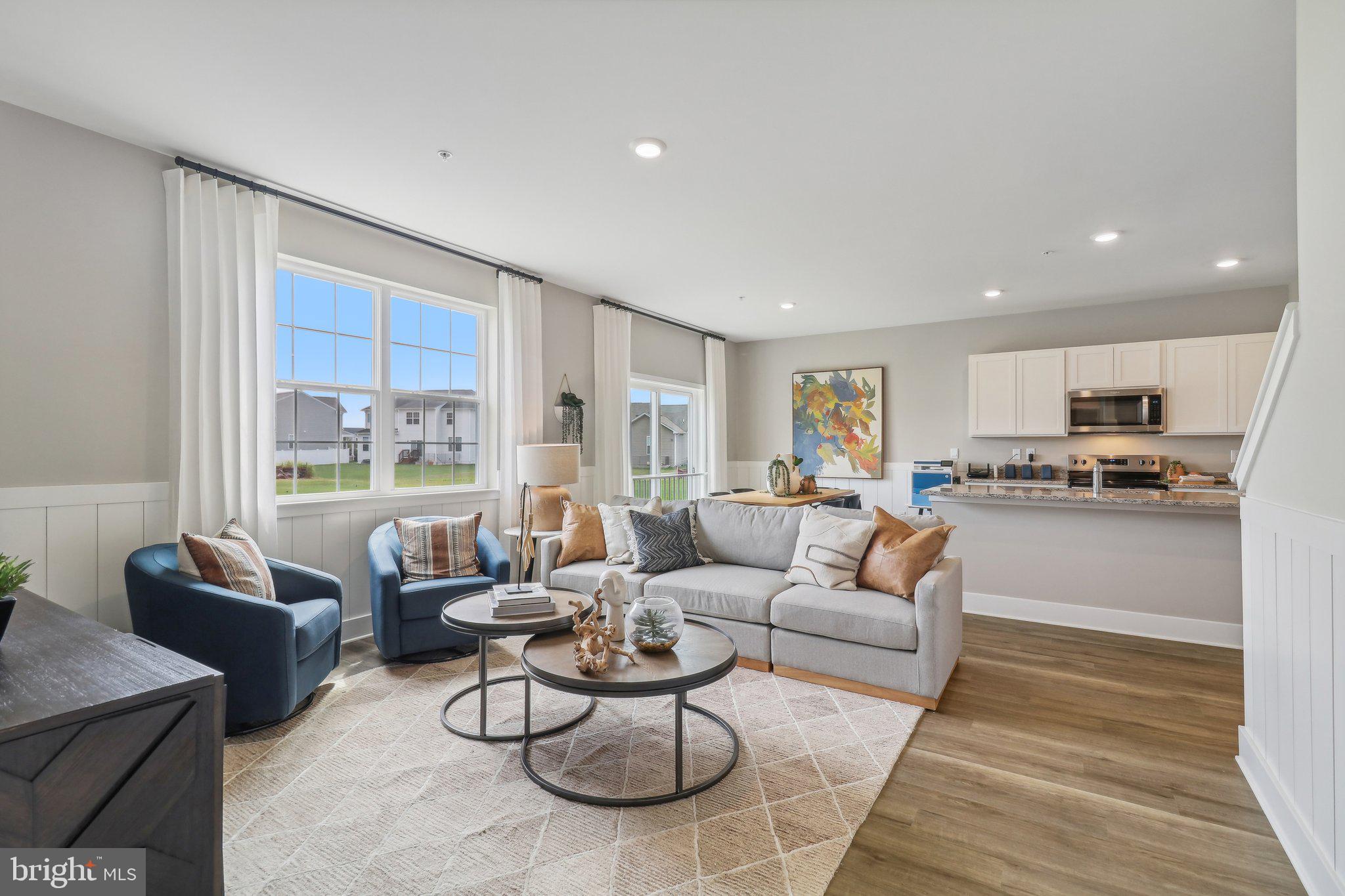 PEMBROOKE - Residential