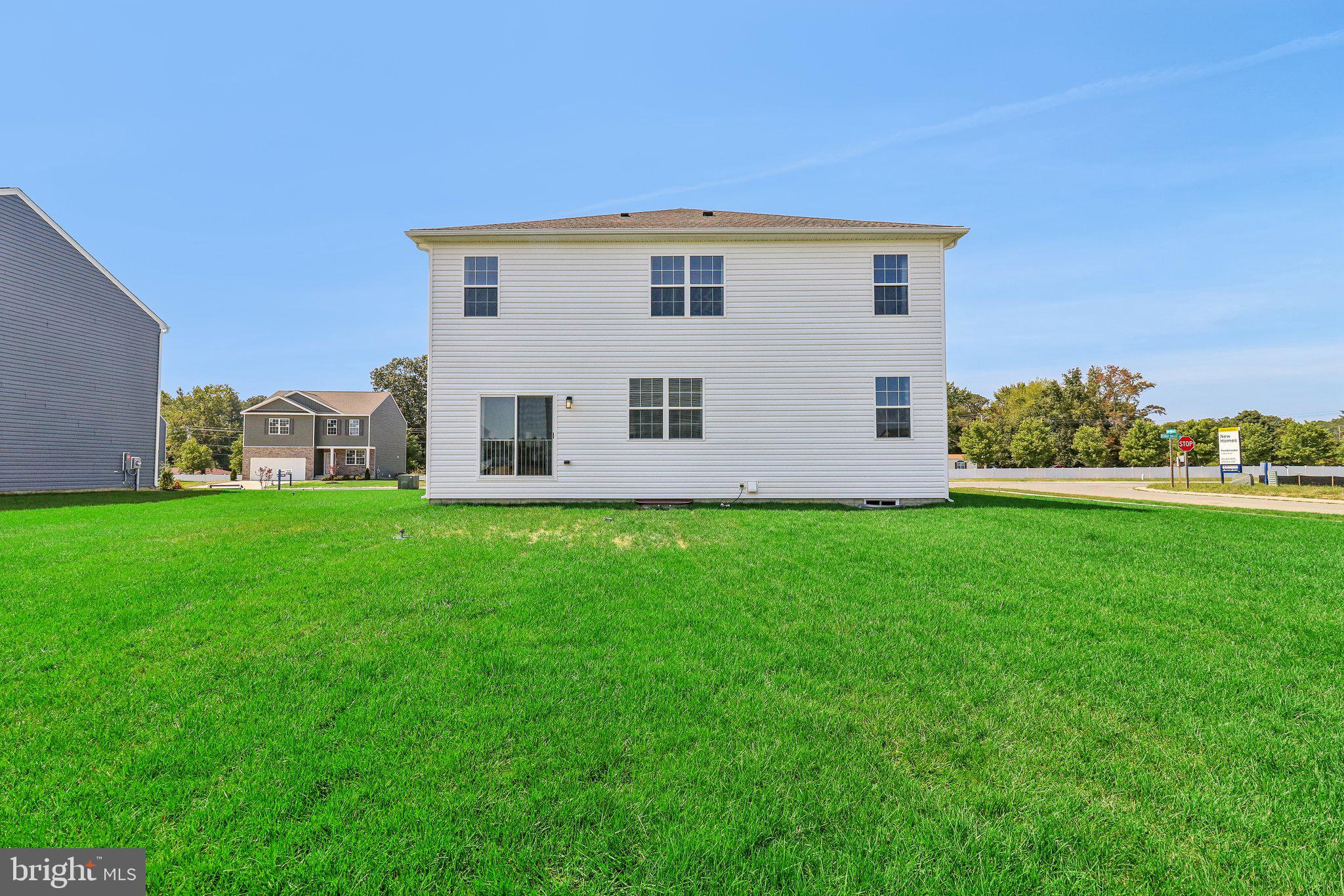 PEMBROOKE - Residential