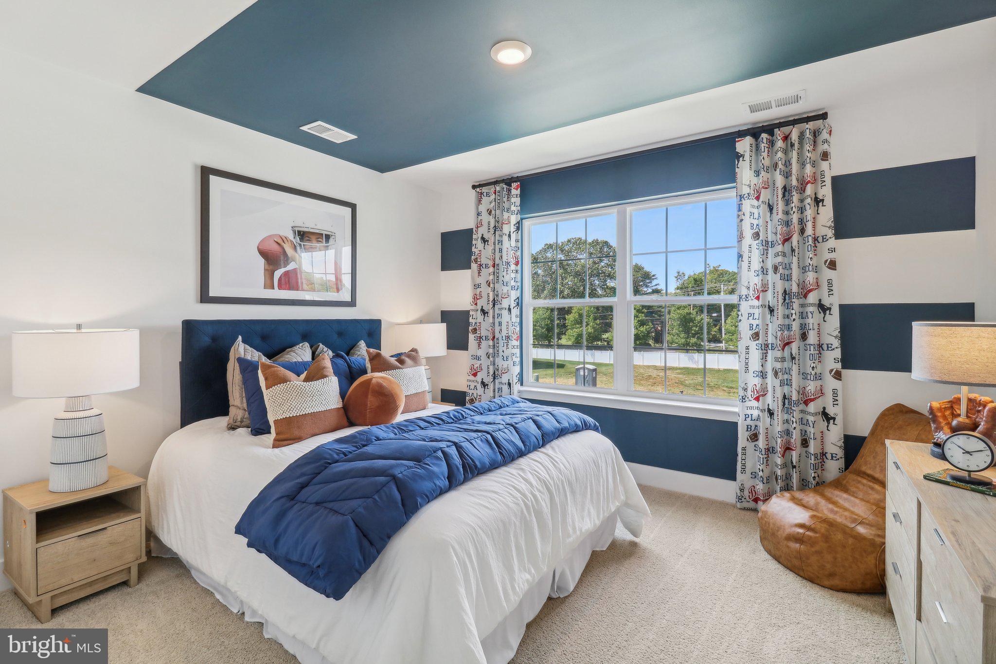 PEMBROOKE - Residential
