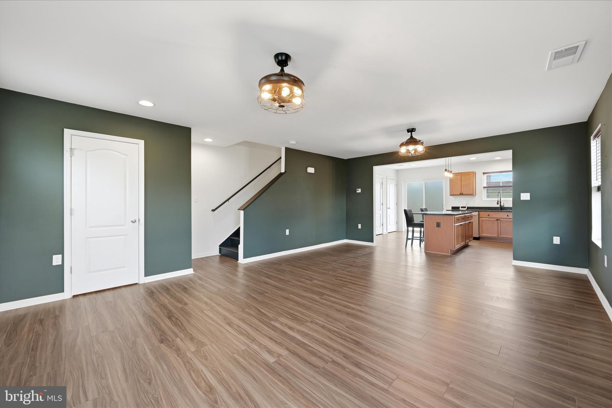 MORNING DOVE ESTATES - Residential