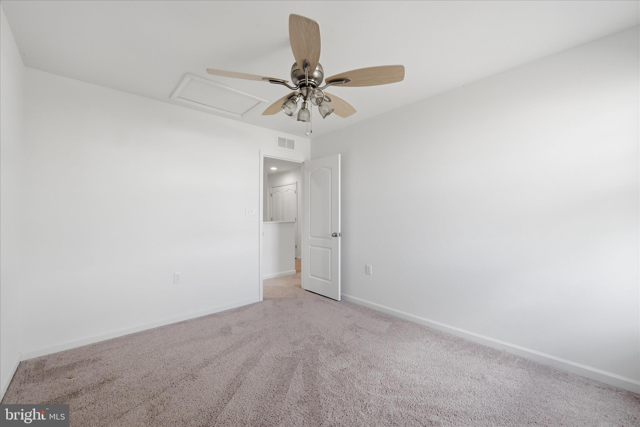 MORNING DOVE ESTATES - Residential