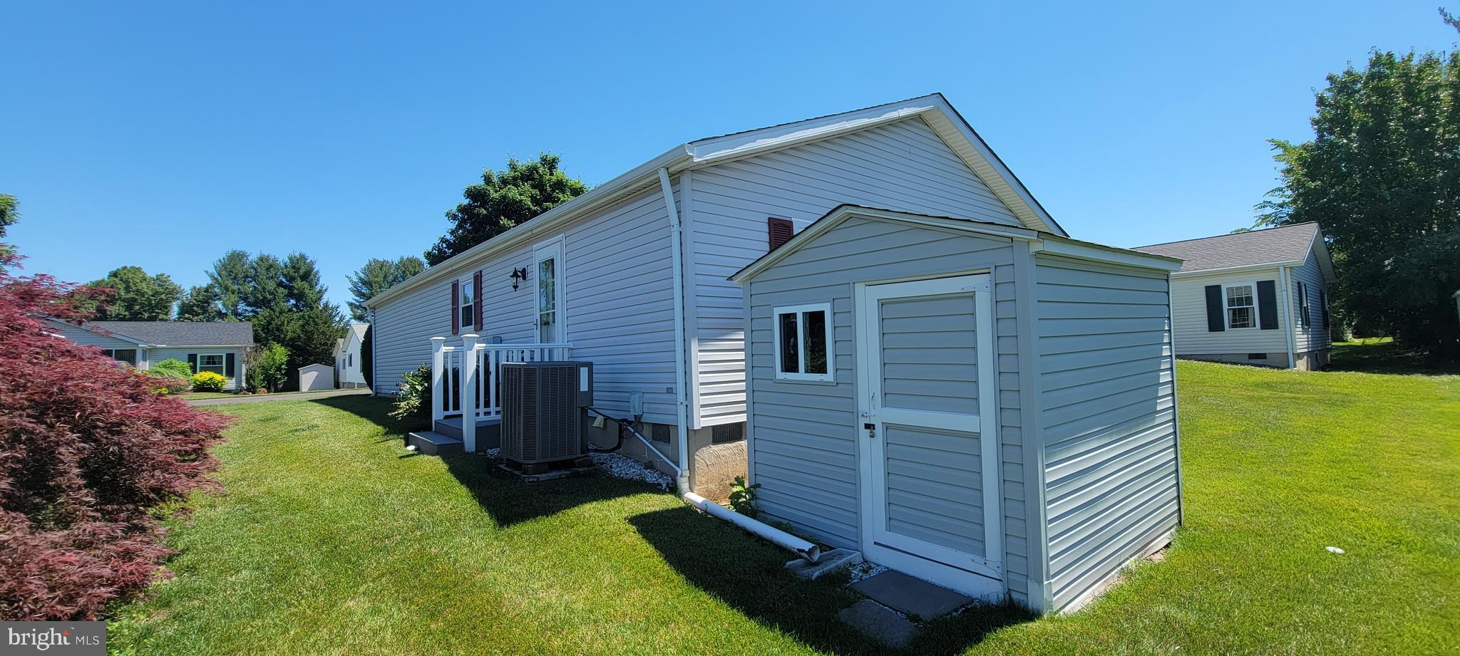 BUCKINGHAM SPRINGS - Residential