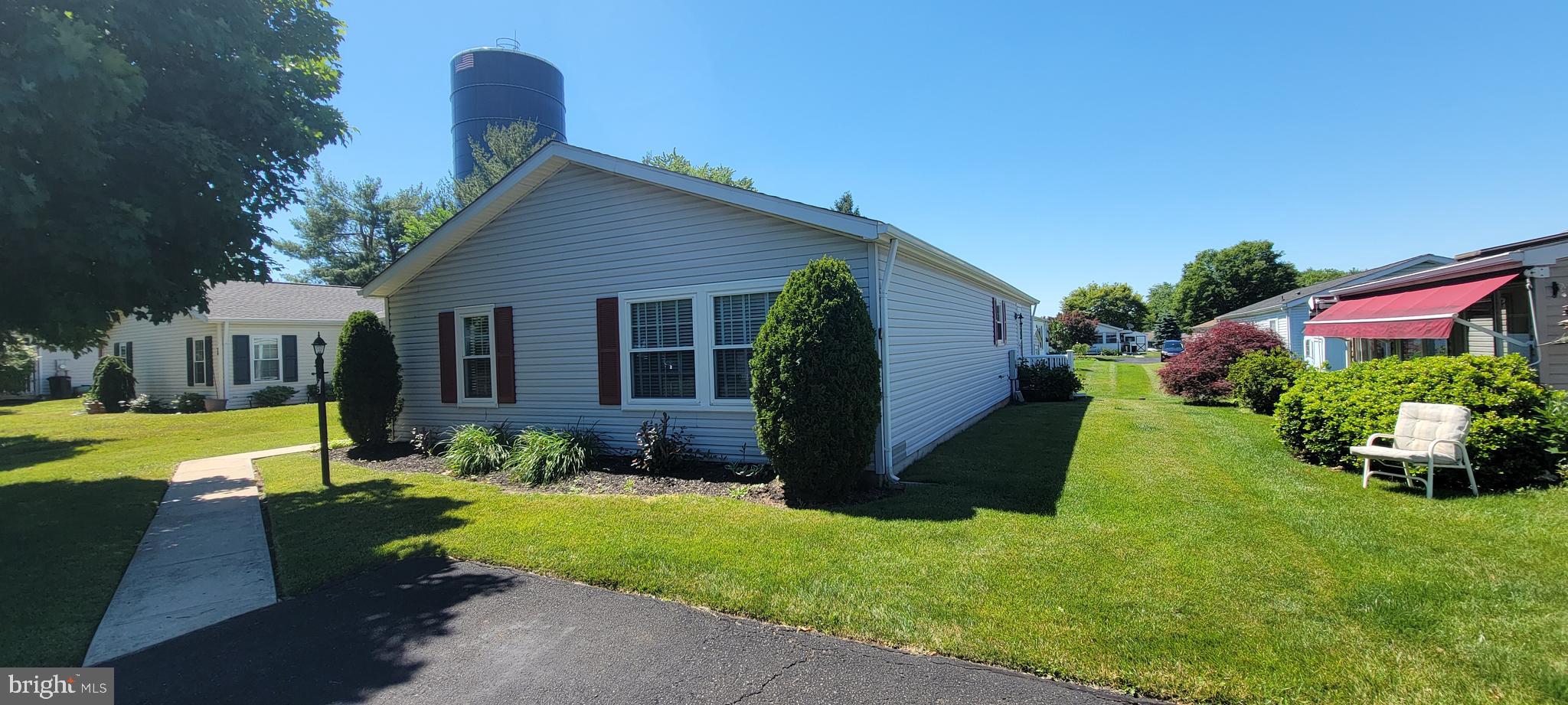 BUCKINGHAM SPRINGS - Residential