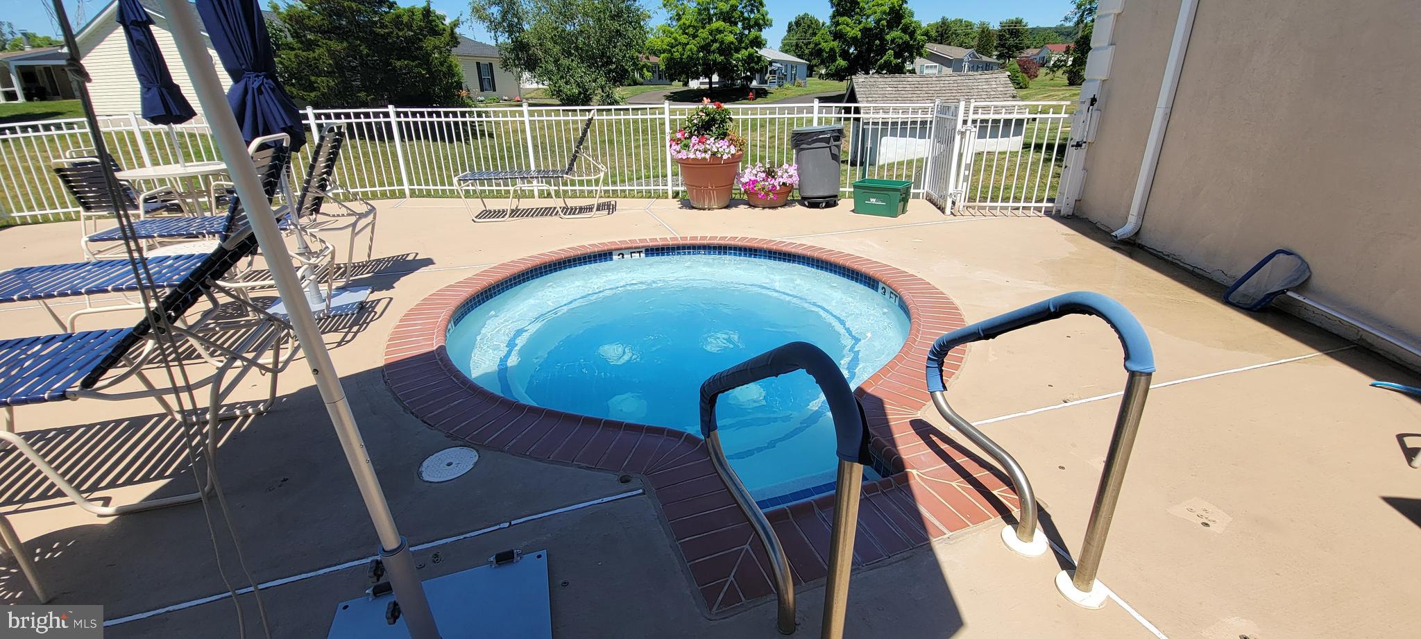 BUCKINGHAM SPRINGS - Residential
