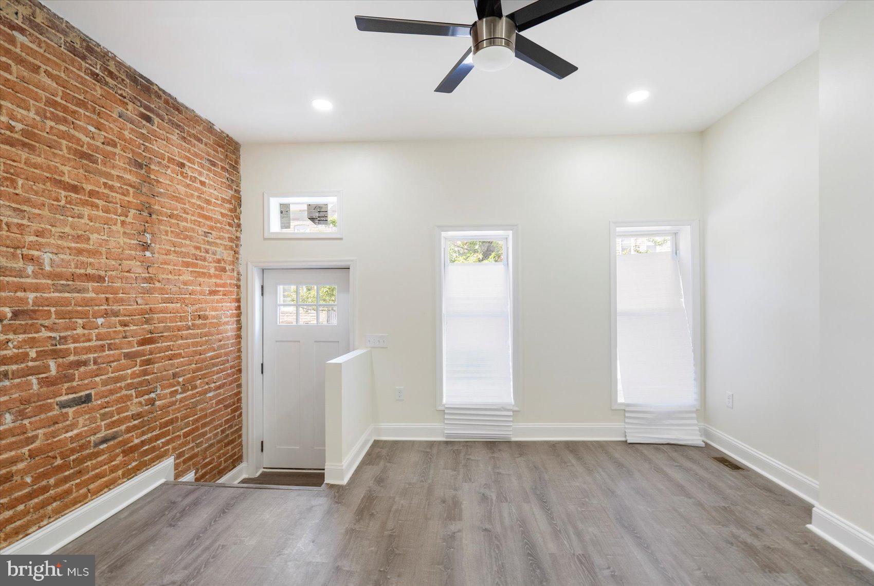 BARCLAY - Residential