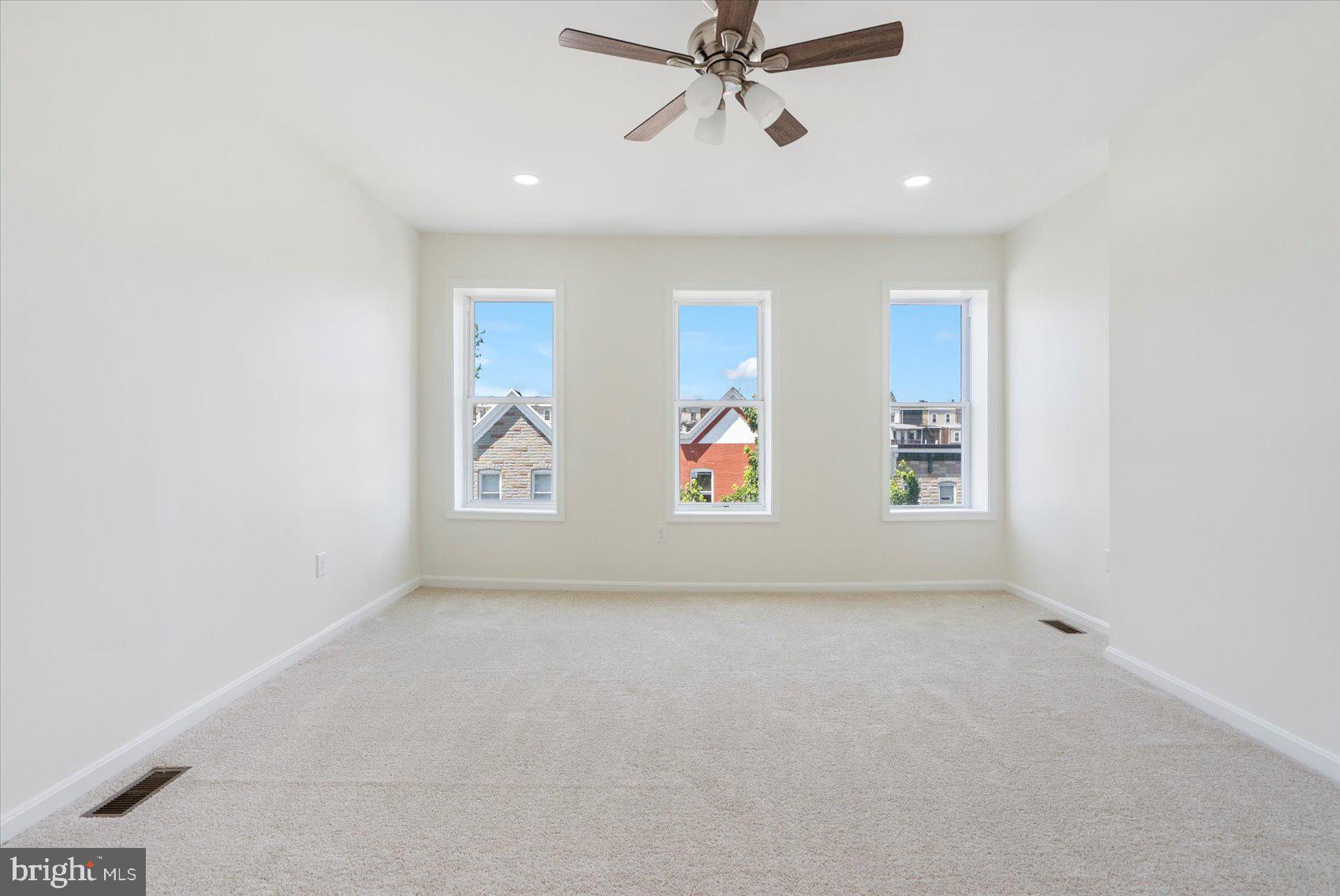 BARCLAY - Residential
