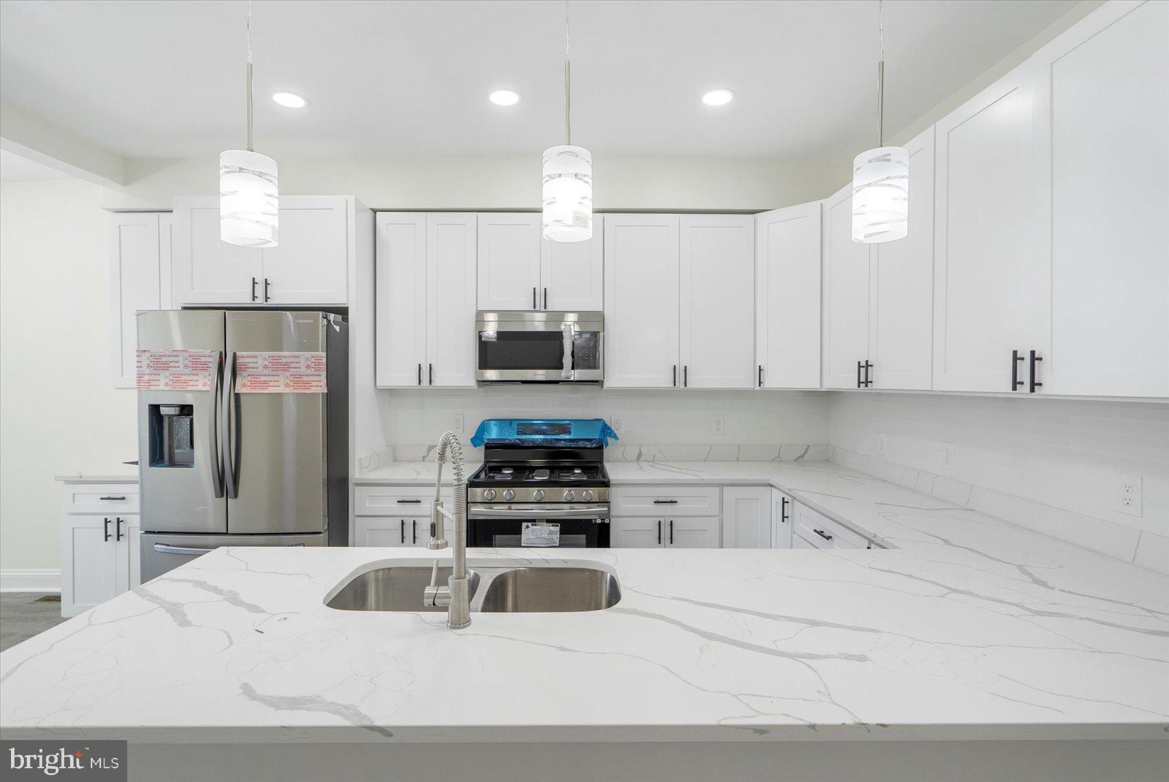 BARCLAY - Residential