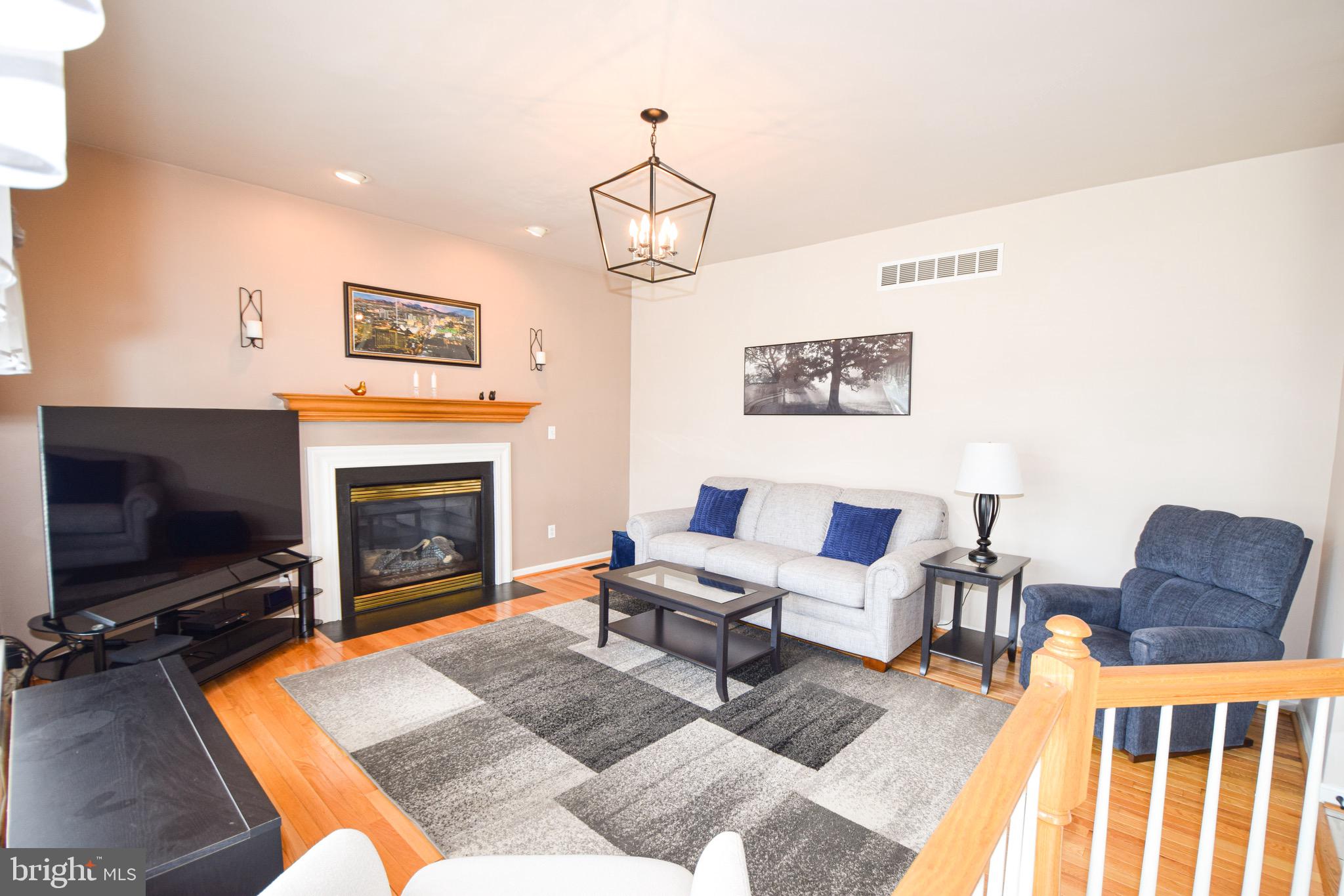 DARRYL GARDENS - Residential