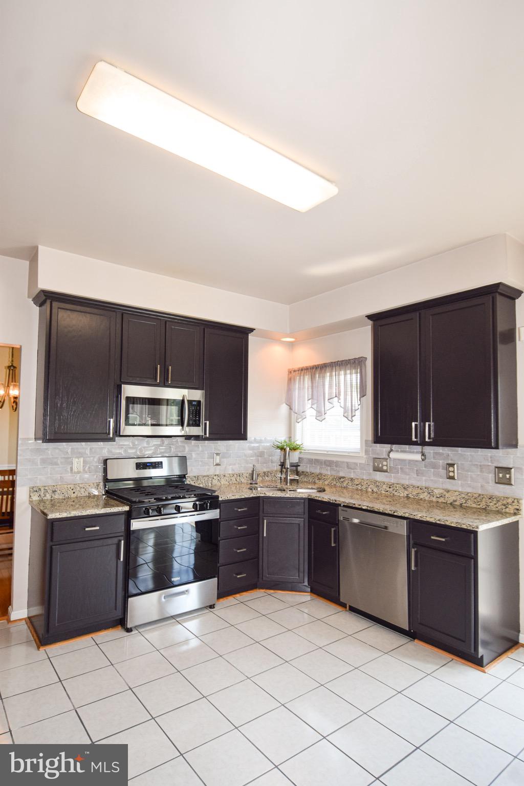 DARRYL GARDENS - Residential