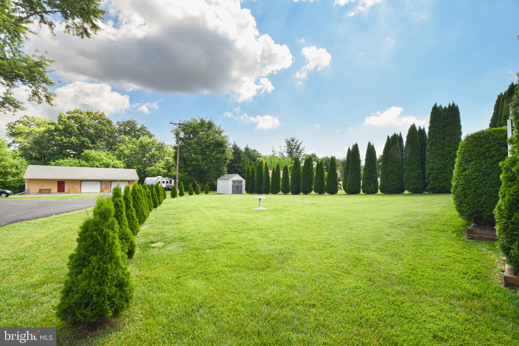 DARRYL GARDENS - Residential
