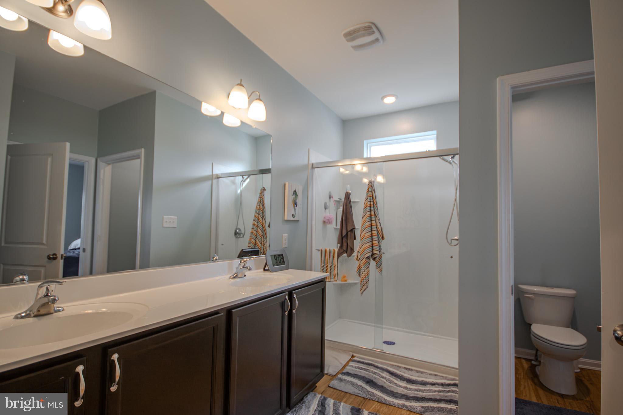 HUNTER'S CREST - Residential