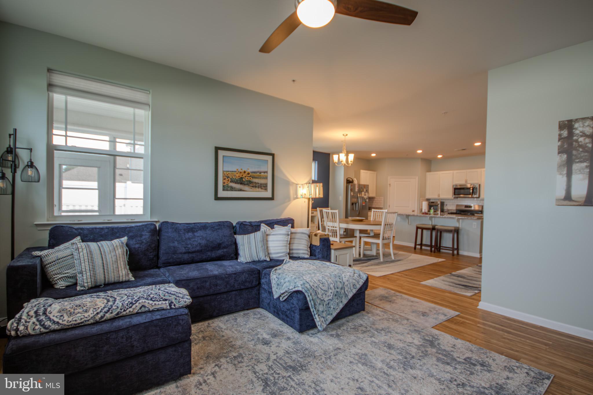 HUNTER'S CREST - Residential