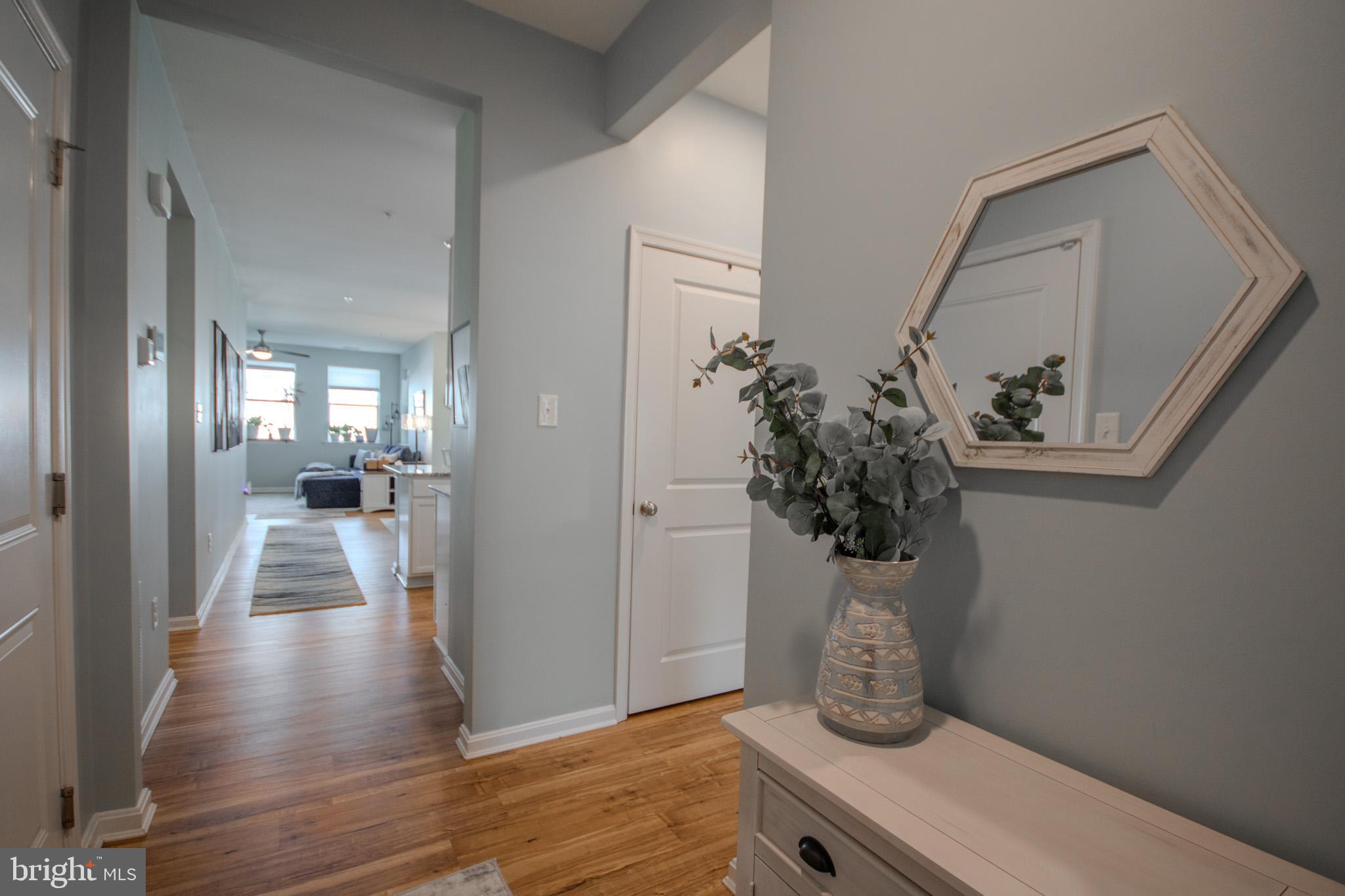 HUNTER'S CREST - Residential
