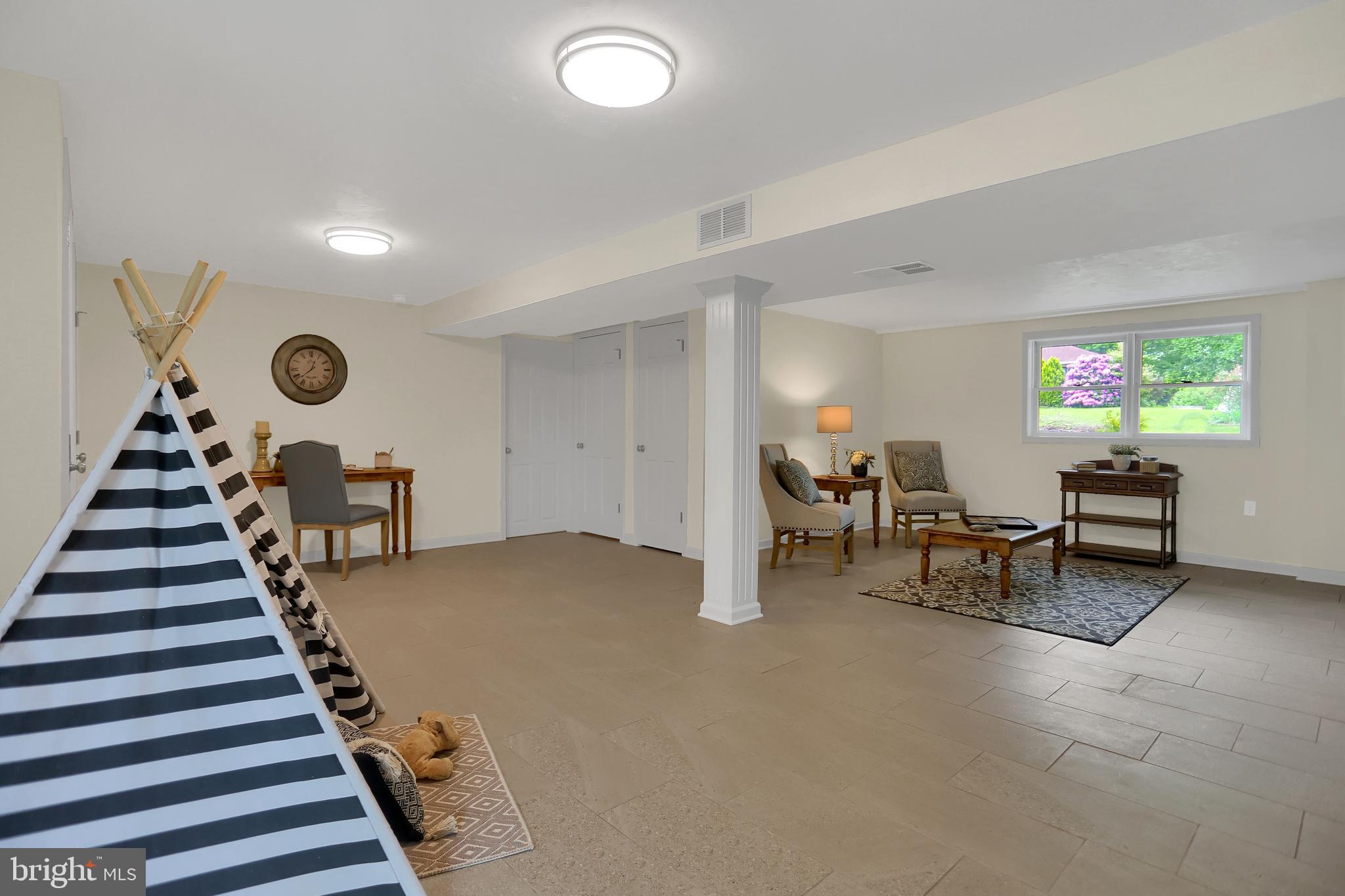 SOUTH HANOVER - Residential