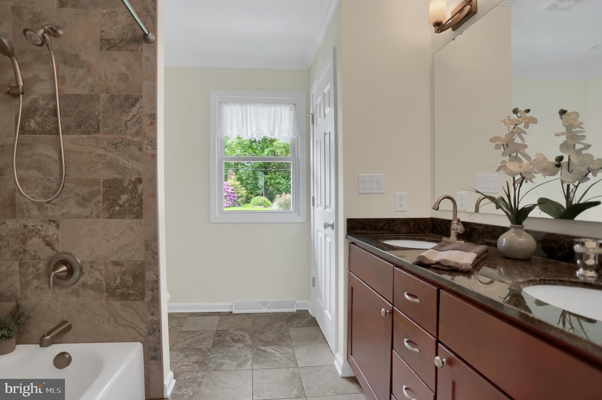 SOUTH HANOVER - Residential