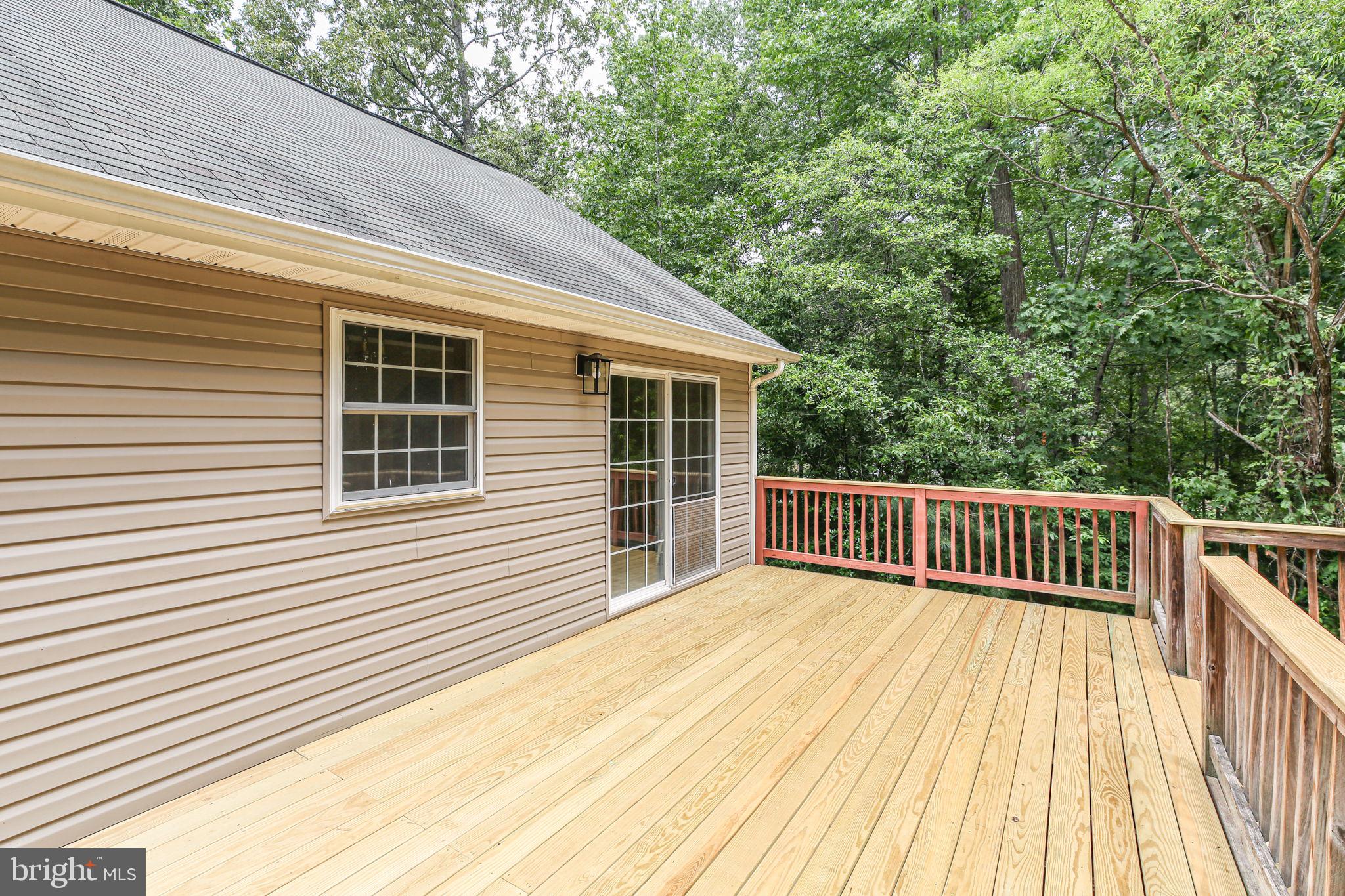 LAKE LAND OR - Residential