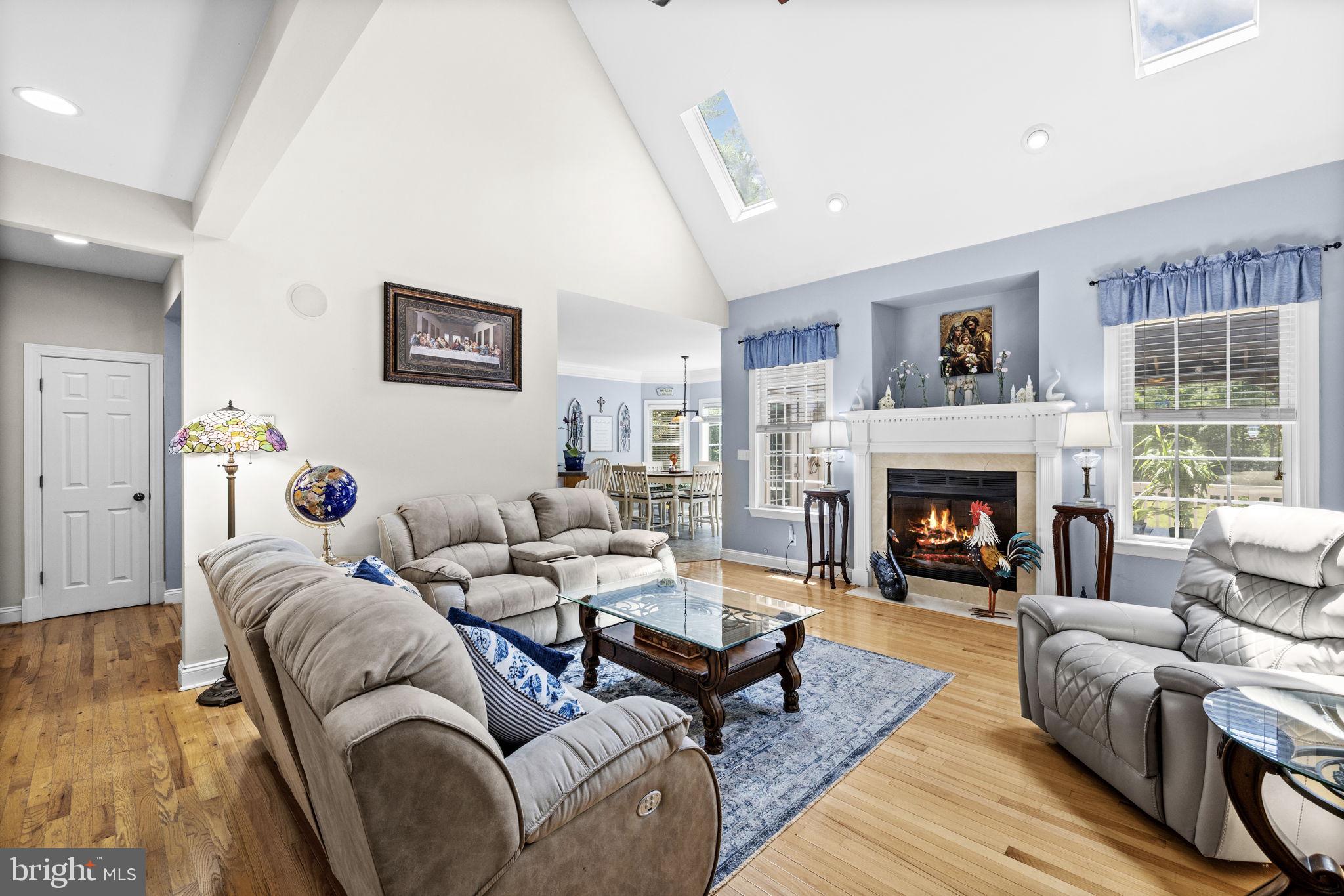 RIDGEMONT - Residential