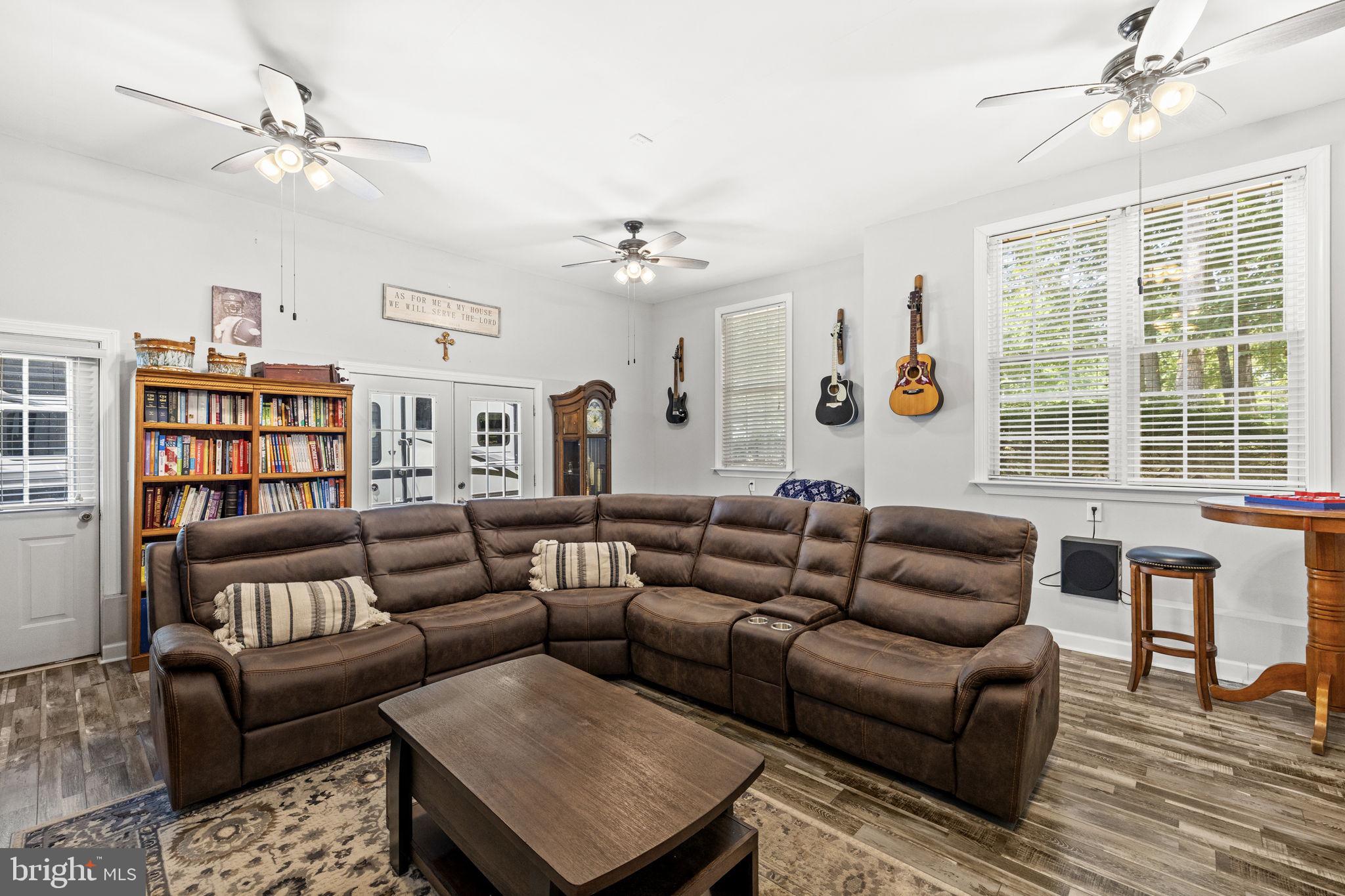 RIDGEMONT - Residential