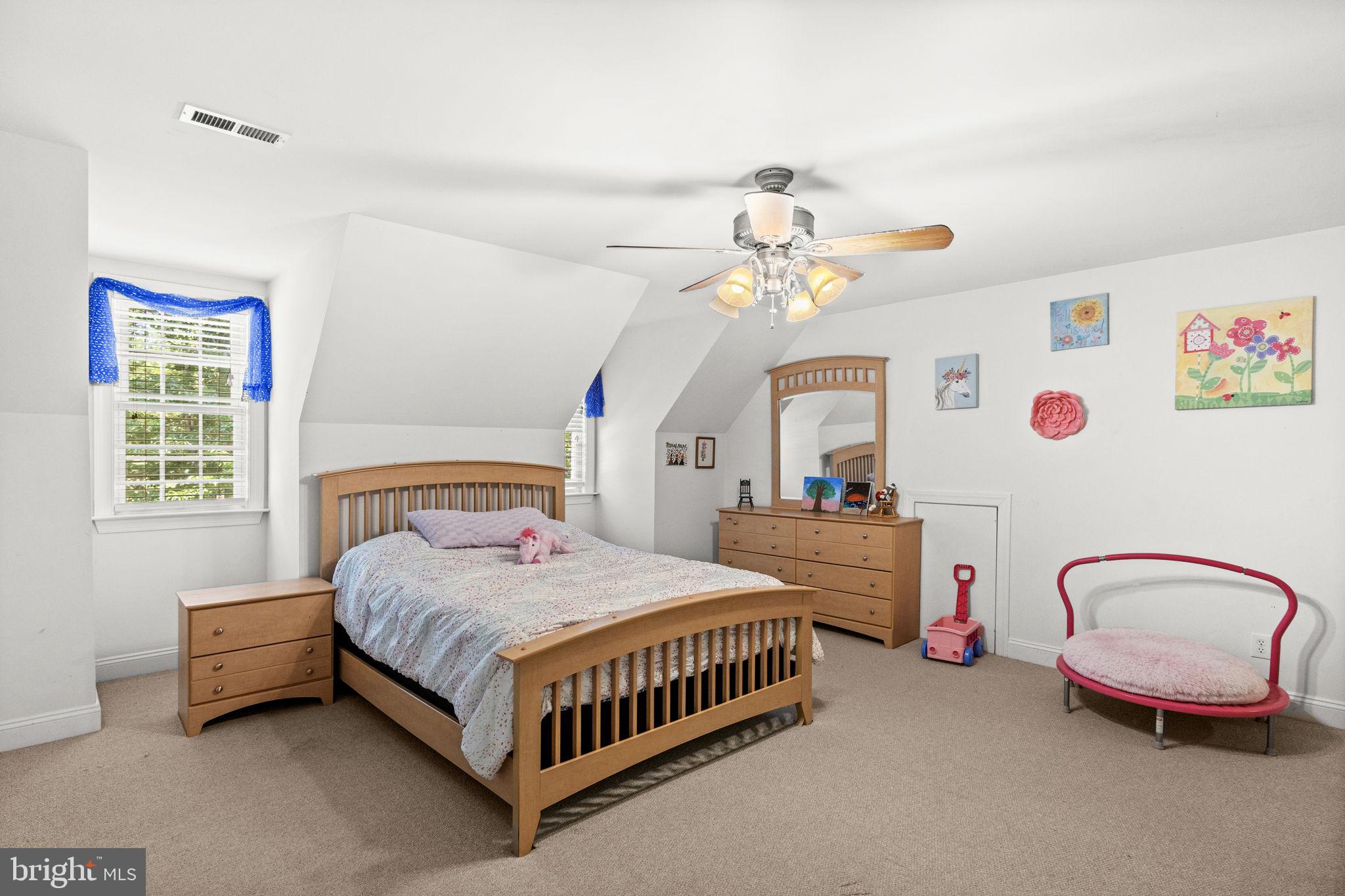 RIDGEMONT - Residential
