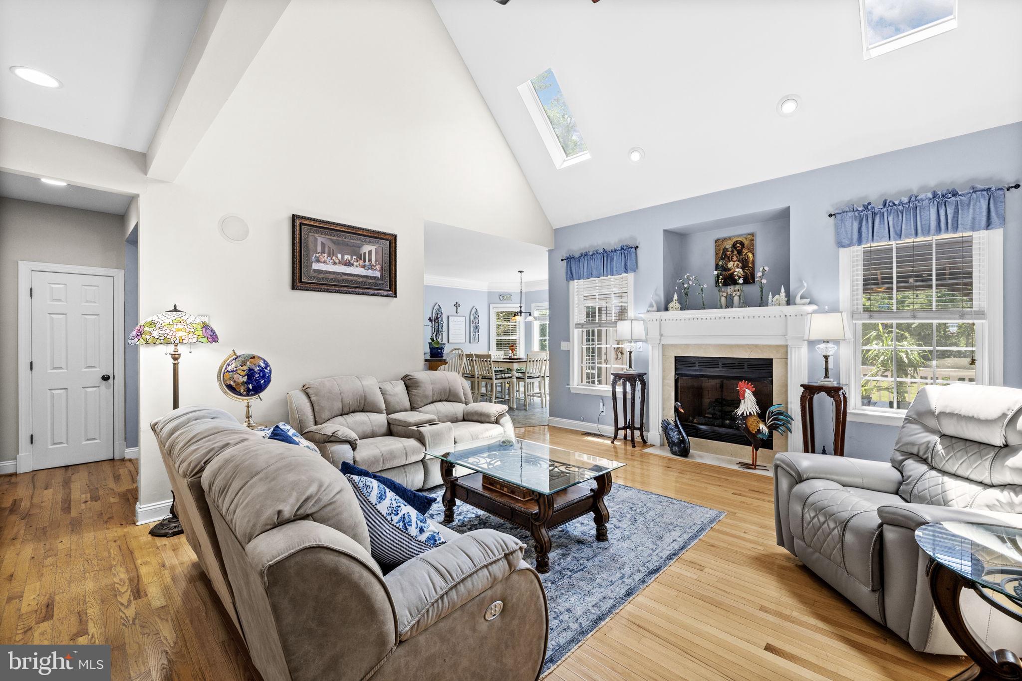 RIDGEMONT - Residential