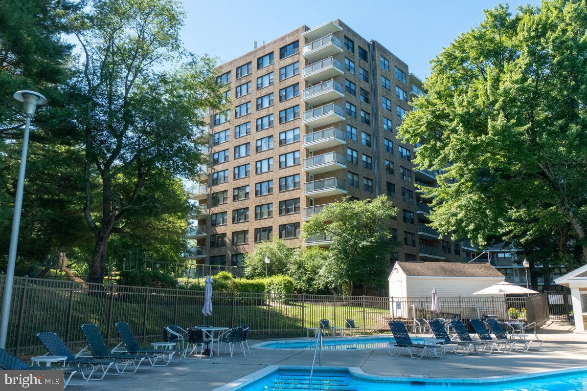 OAK HILL - Residential