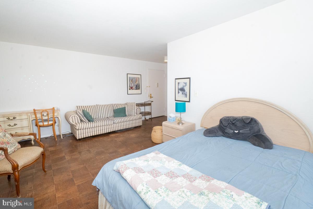 OAK HILL - Residential