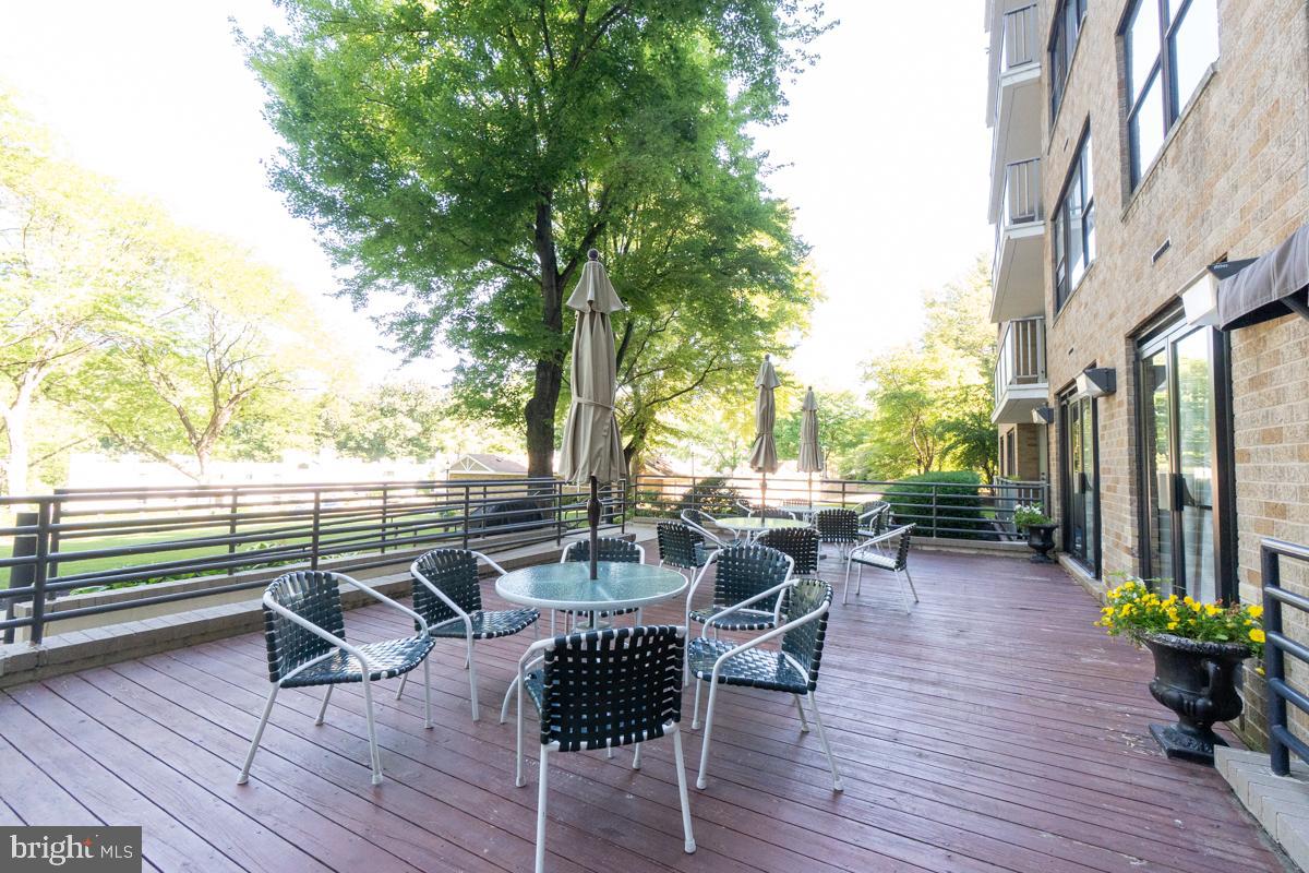 OAK HILL - Residential