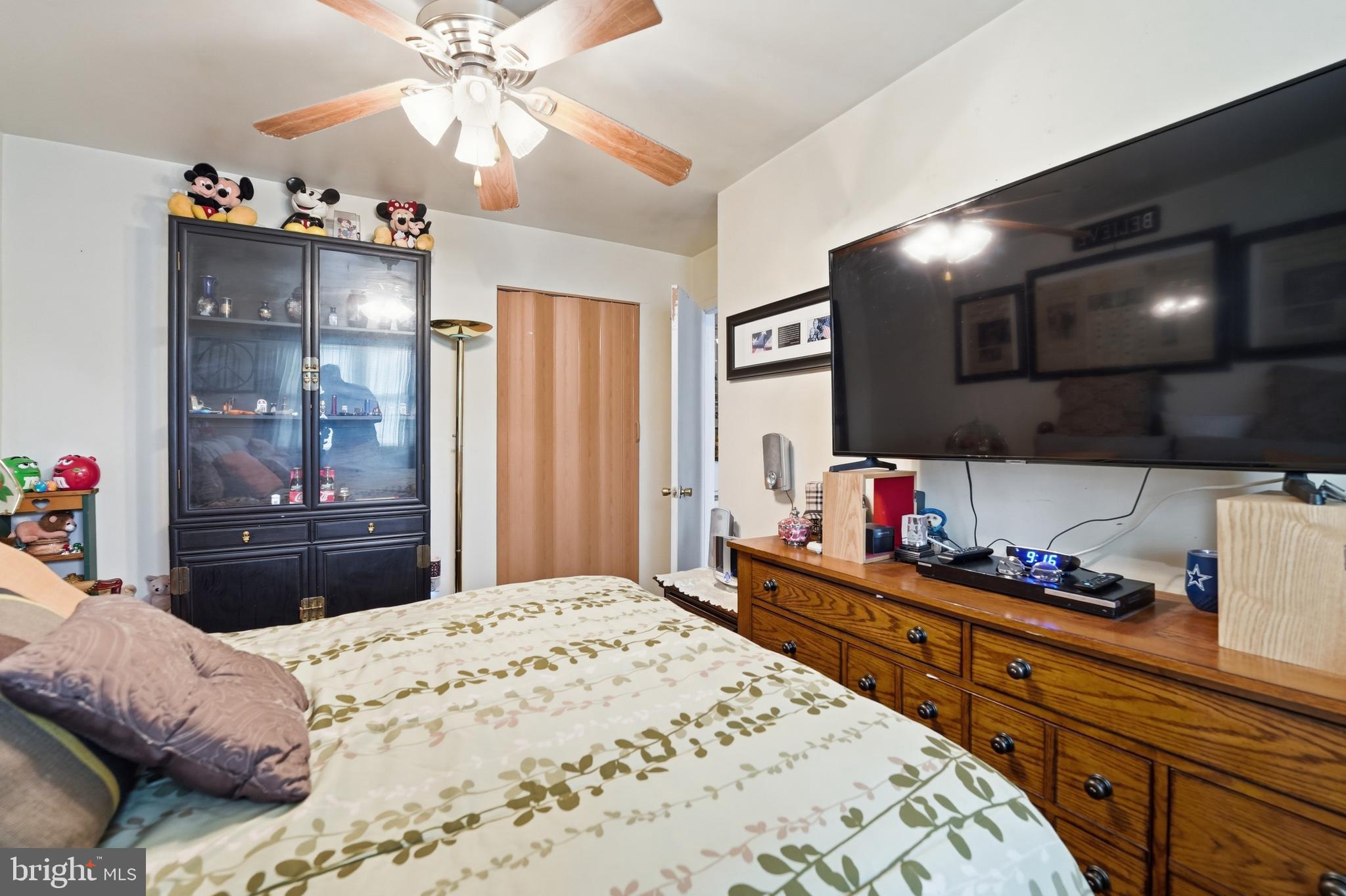 WILLIAMSTOWN - Residential