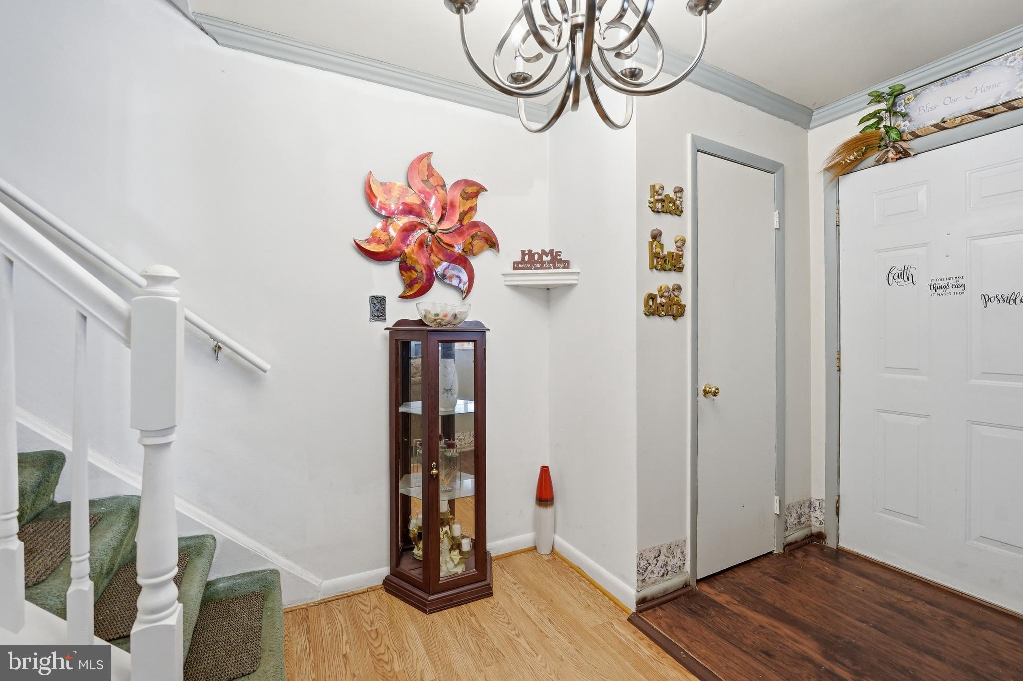 WILLIAMSTOWN - Residential