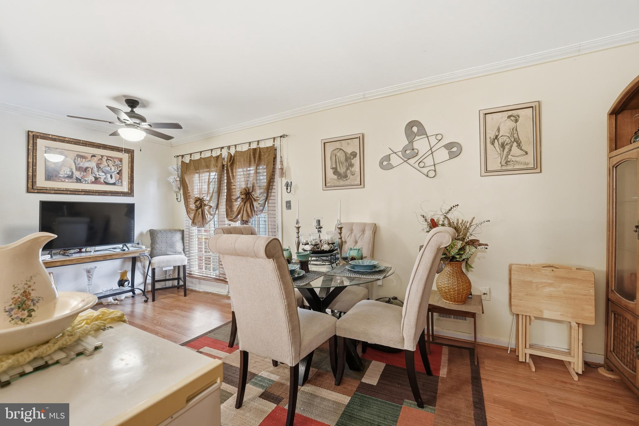WILLIAMSTOWN - Residential
