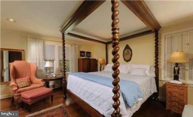 BRADLEY WOODS - Residential Lease