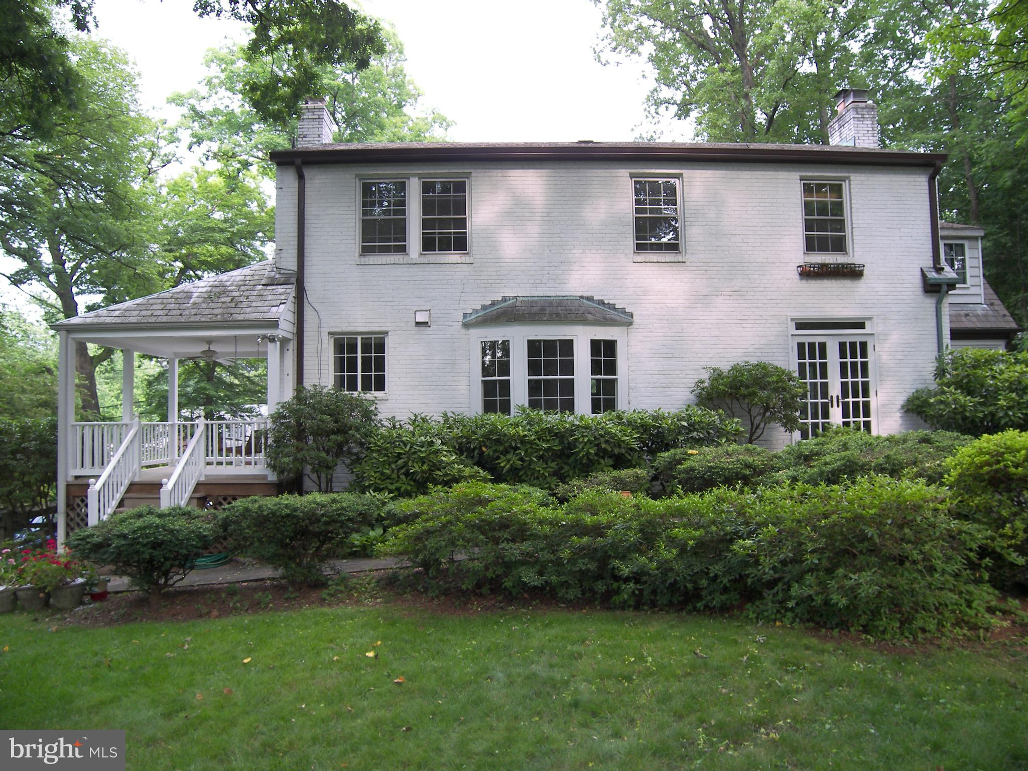BRADLEY WOODS - Residential Lease