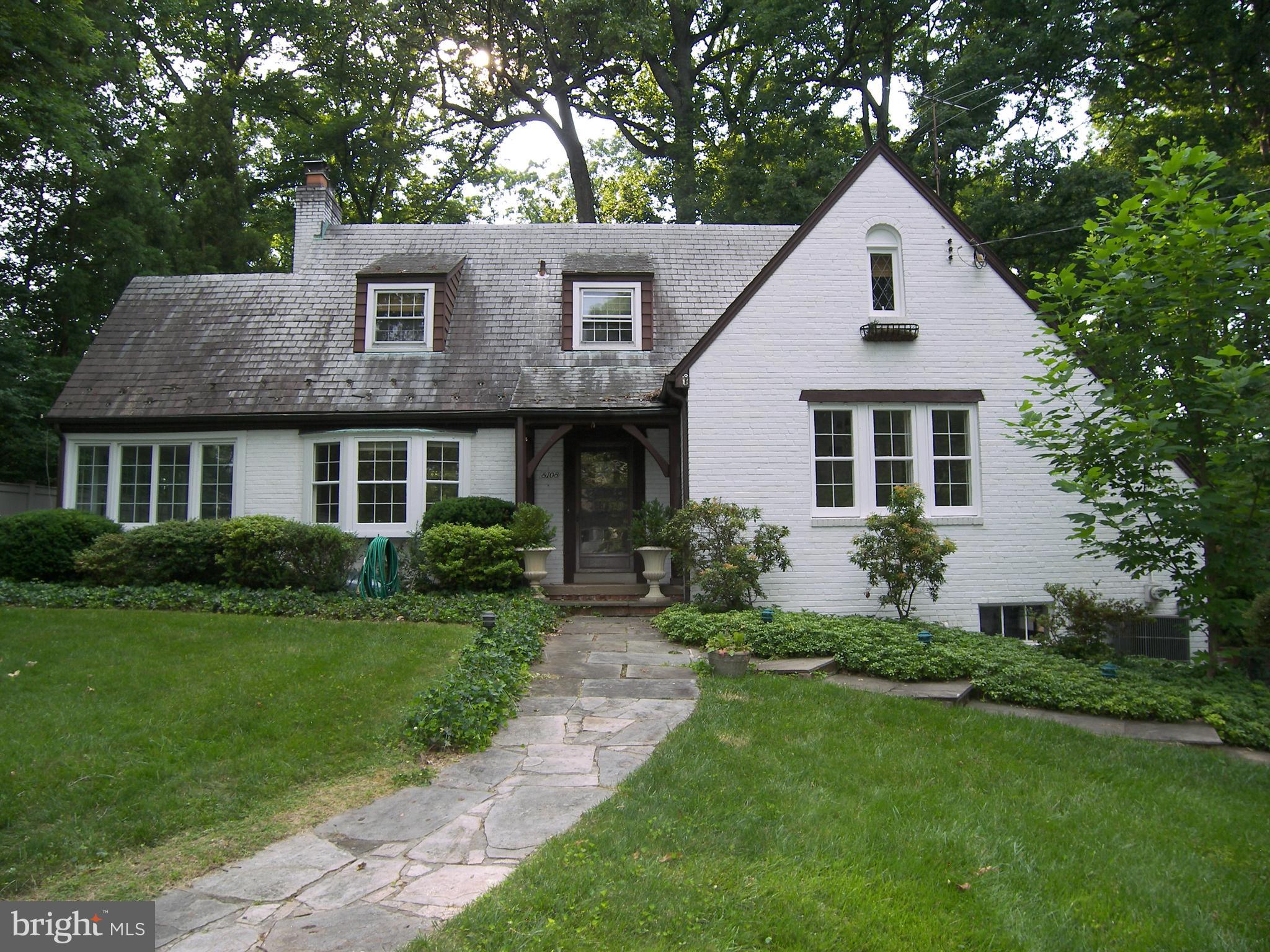 BRADLEY WOODS - Residential Lease