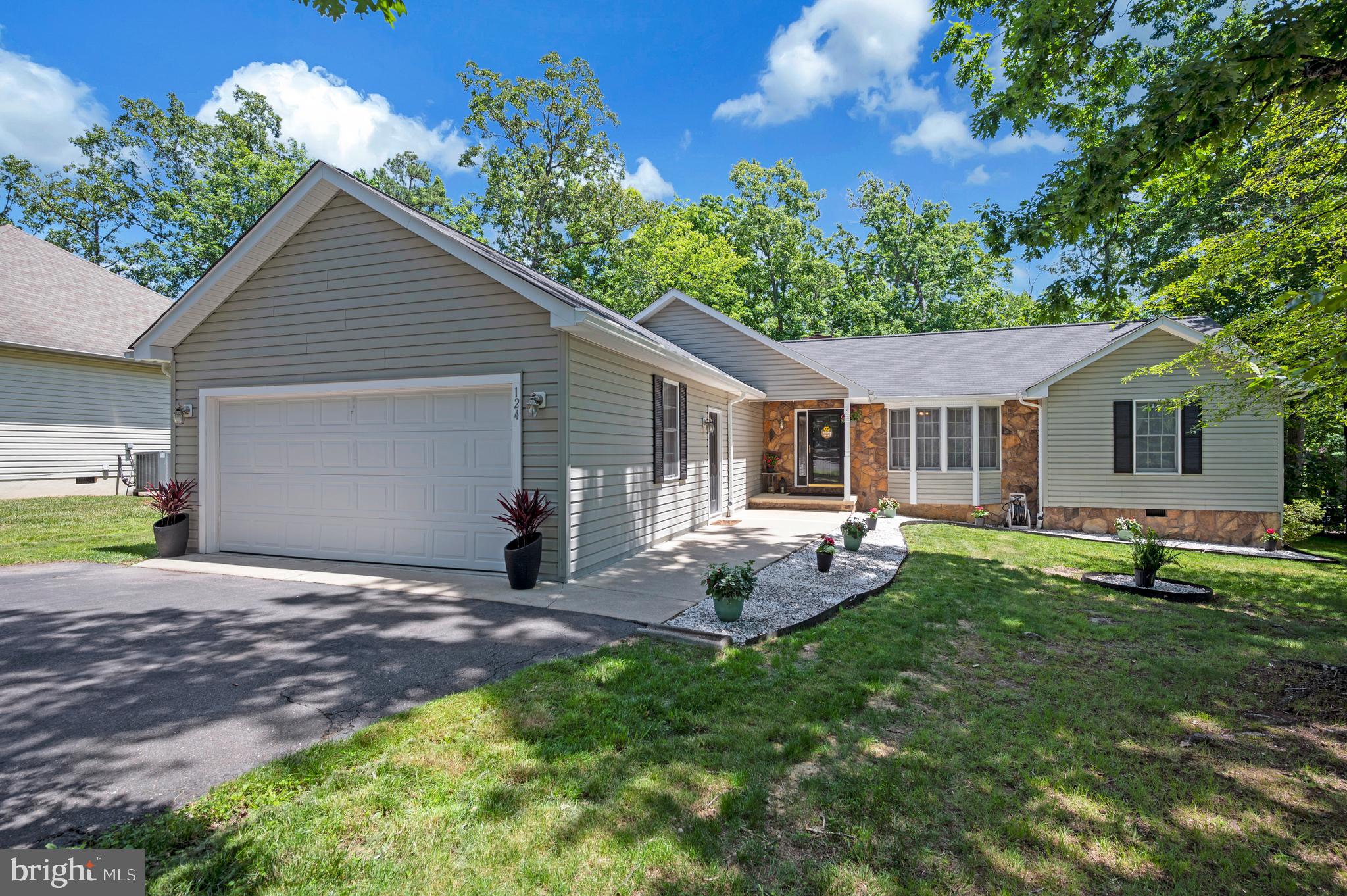 LAKE OF THE WOODS - Residential