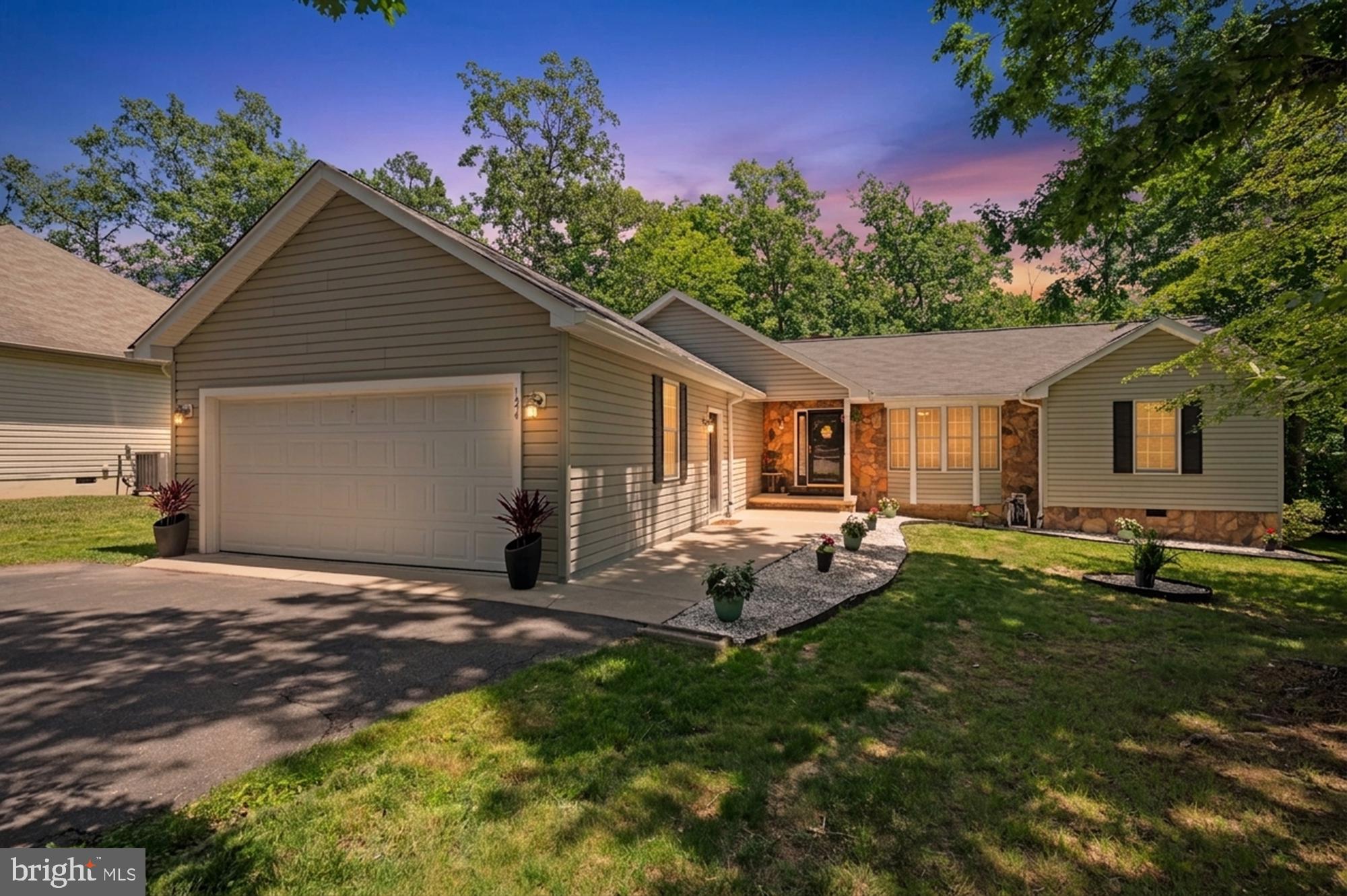 LAKE OF THE WOODS - Residential